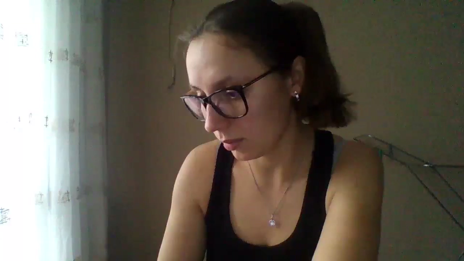 Gallery image thumbnail from May_angel1's myfreecams stream on, 10/25/2023, 08:08 image 10 of 20