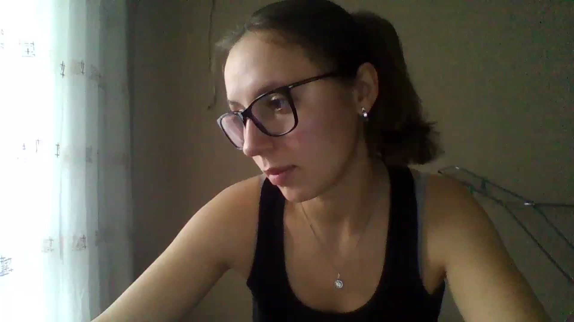 Gallery image thumbnail from May_angel1's myfreecams stream on, 10/25/2023, 08:08 image 15 of 20