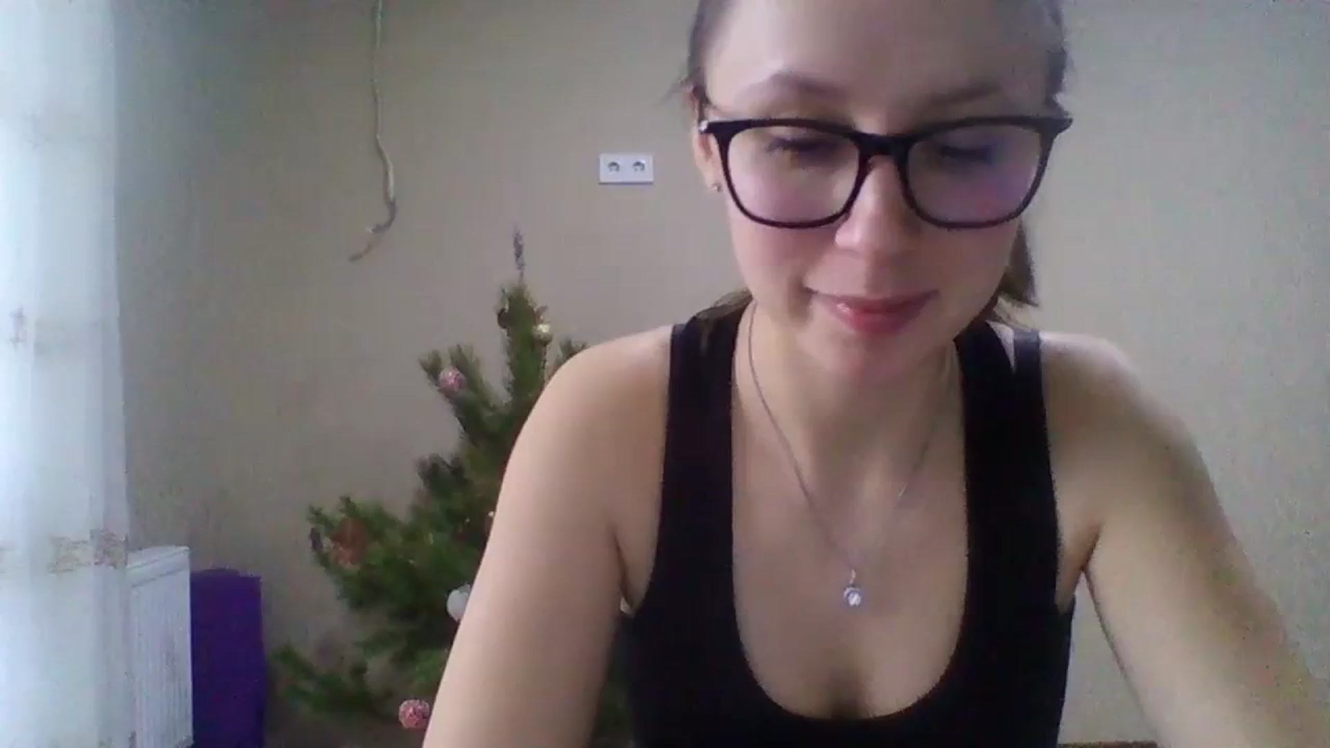 Gallery image thumbnail from May_angel1's myfreecams stream on, 01/04/2024, 08:52 image 8 of 20