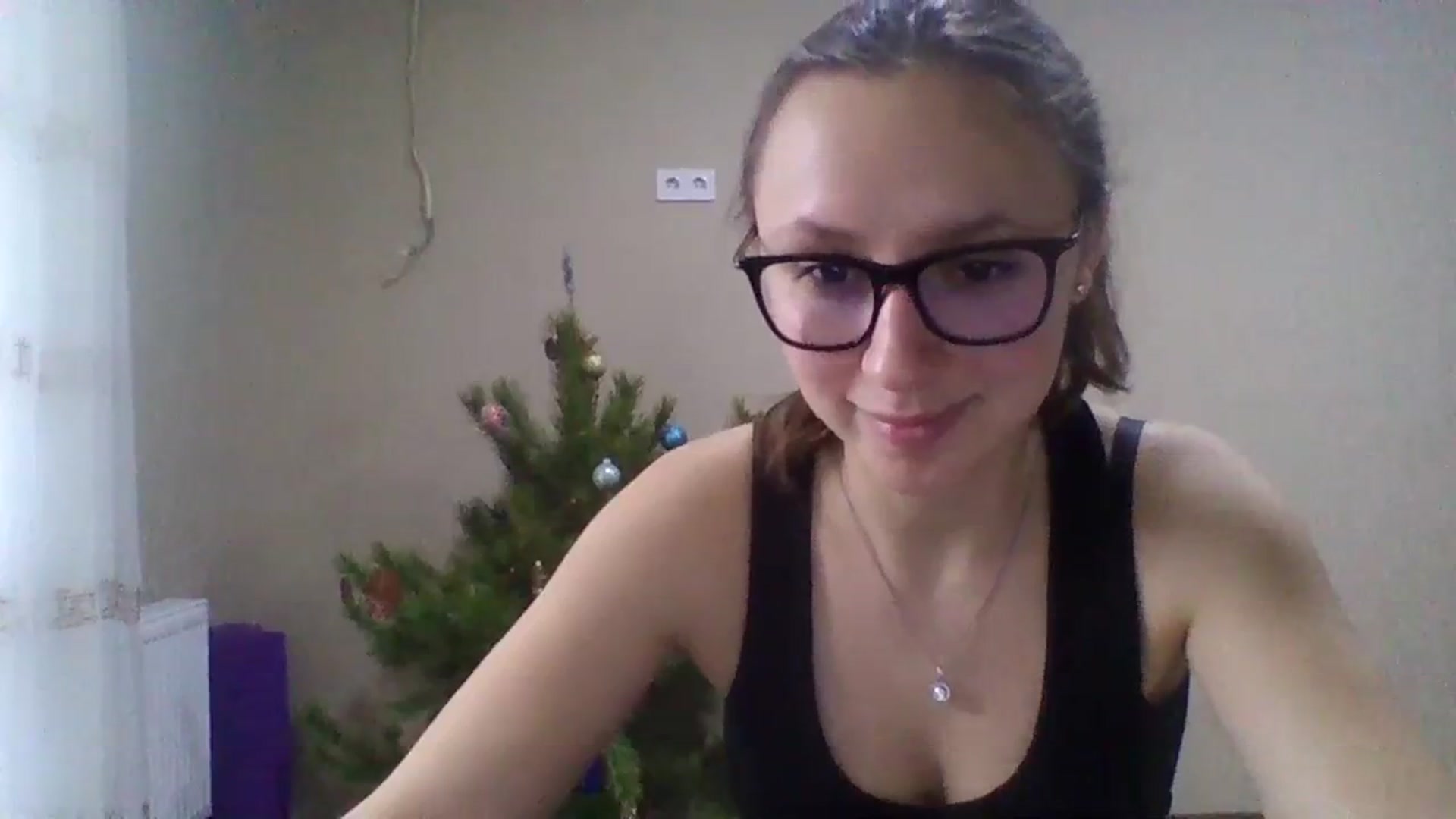 Gallery image thumbnail from May_angel1's myfreecams stream on, 01/04/2024, 08:52 image 13 of 20