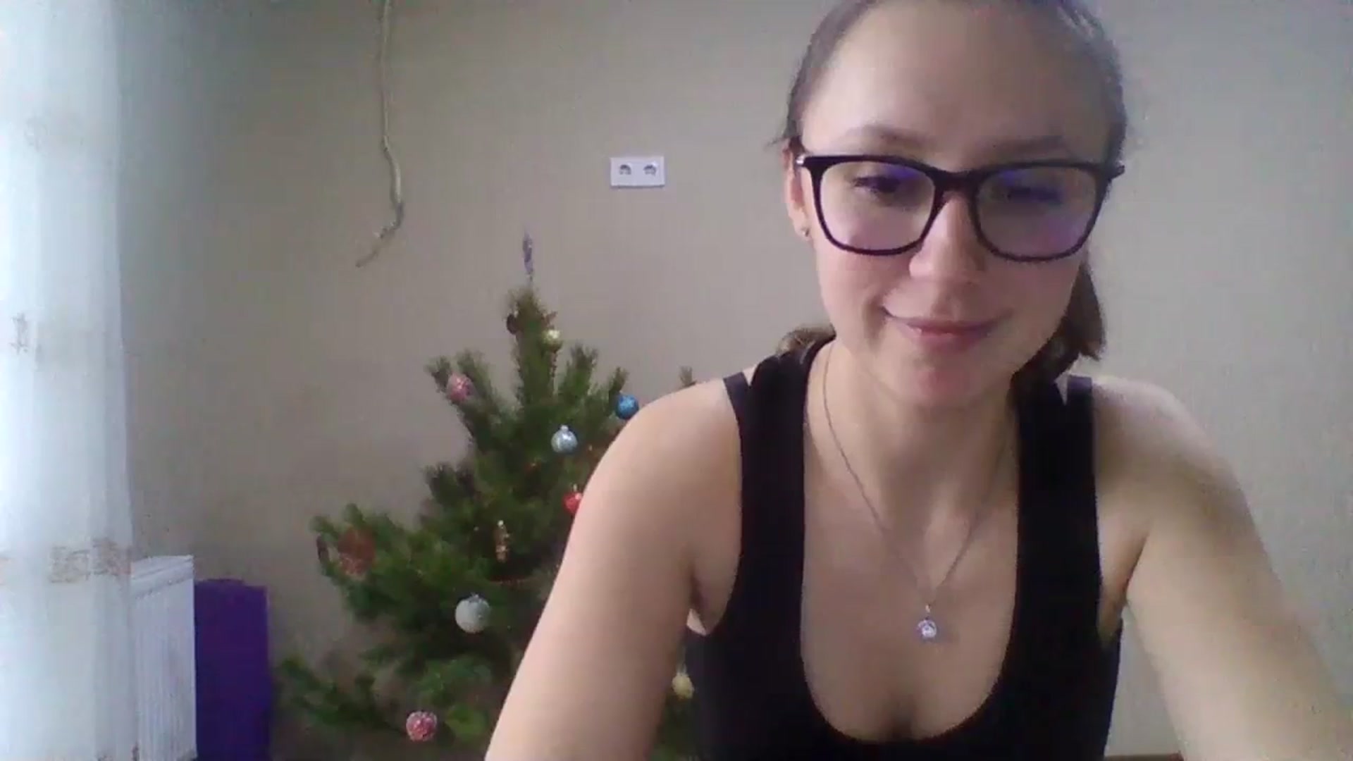 Gallery image thumbnail from May_angel1's myfreecams stream on, 01/04/2024, 08:52 image 19 of 20