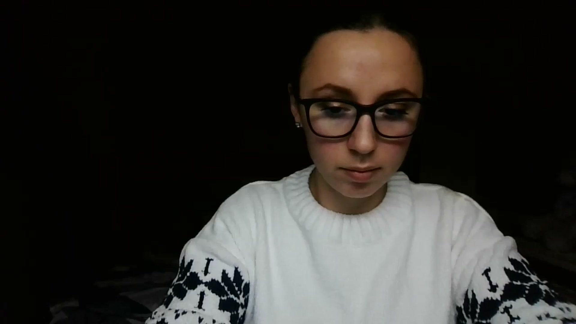 Gallery image thumbnail from May_angel1's myfreecams stream on, 12/10/2024, 15:10 image 18 of 20