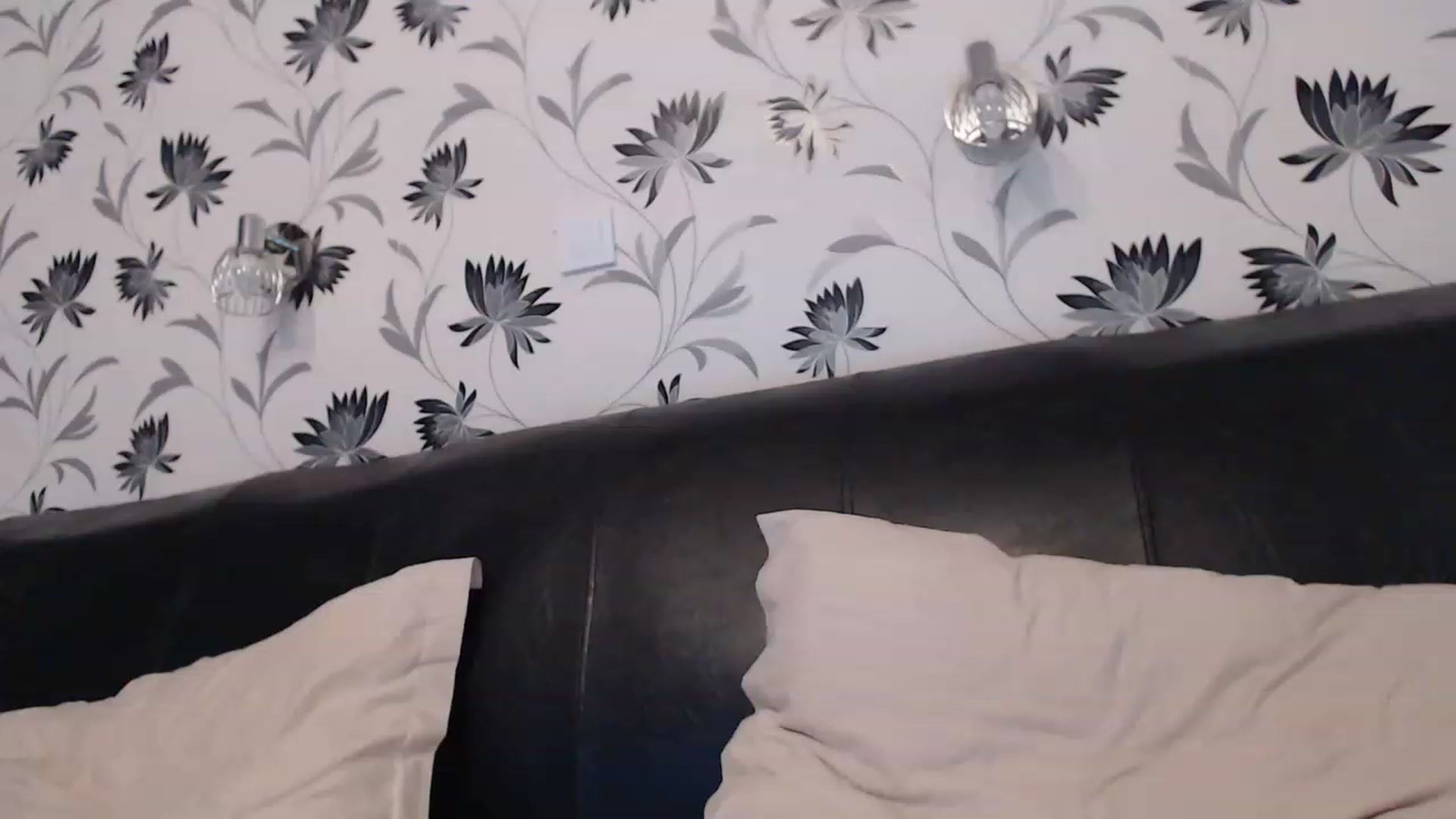 Gallery image thumbnail from Maya19fun's myfreecams stream on, 06/19/2023, 14:21 image 2 of 20
