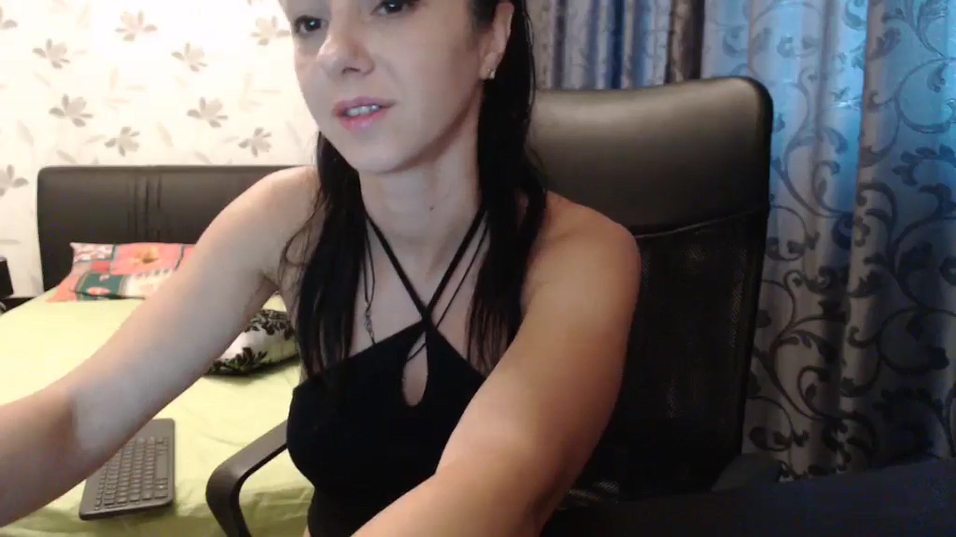 Gallery image thumbnail from Maya19fun's myfreecams stream on, 10/27/2024, 14:45 image 3 of 20