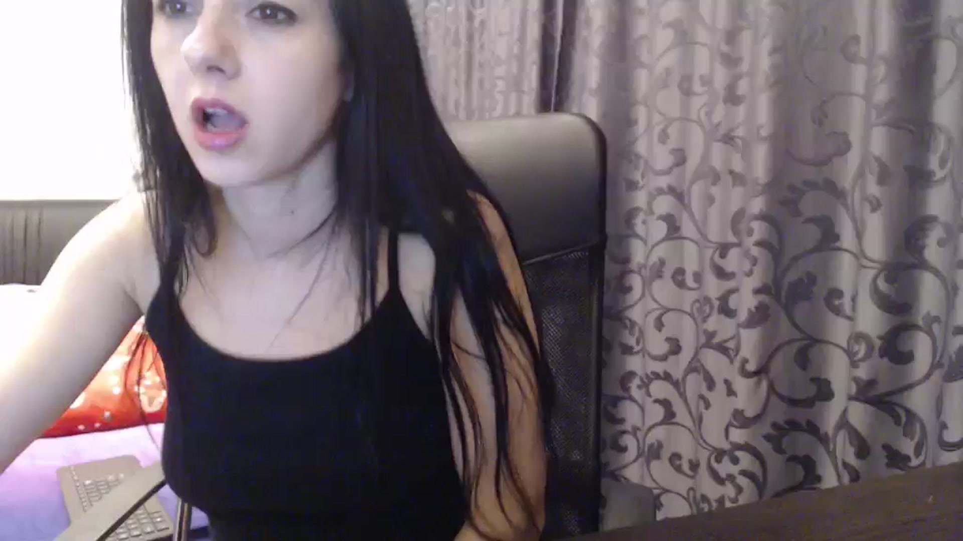 Gallery image thumbnail from Maya19fun's myfreecams stream on, 12/30/2024, 15:45 image 1 of 20