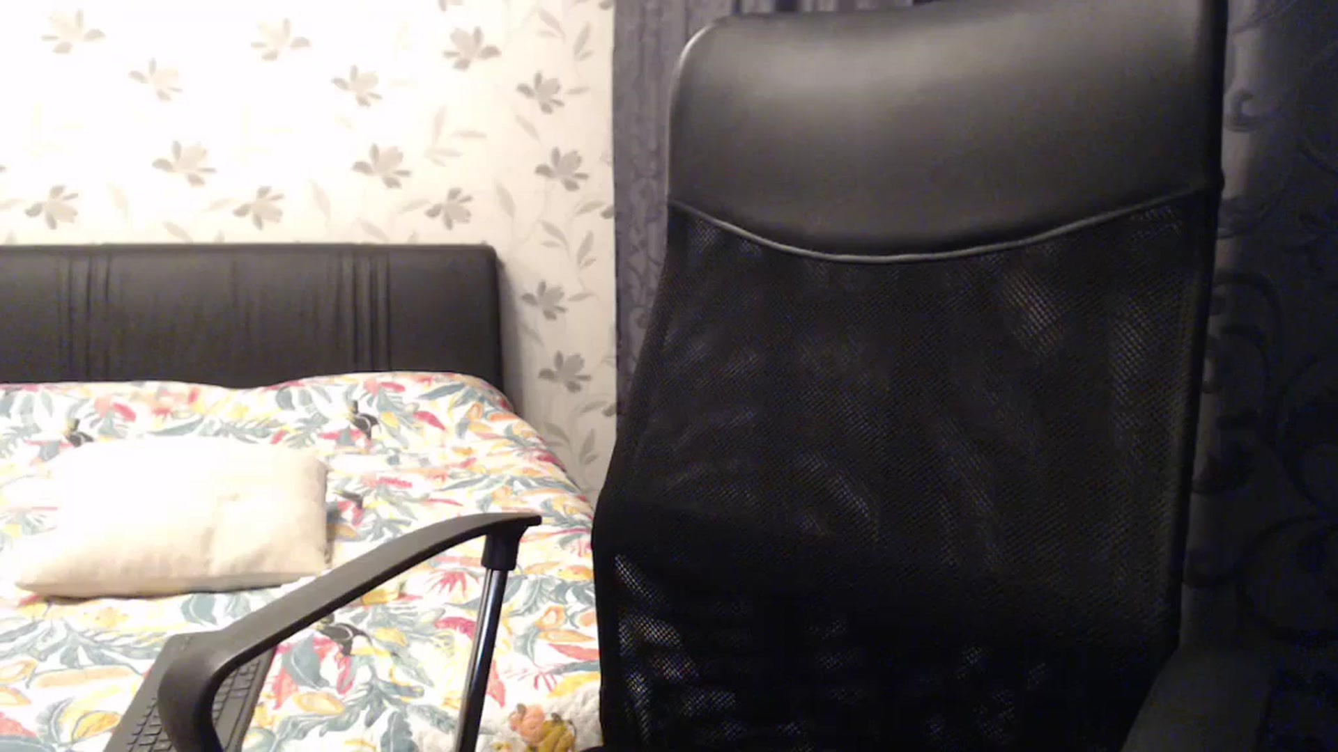 Gallery image thumbnail from Maya19fun's myfreecams stream on, 03/02/2025, 15:58 image 19 of 20