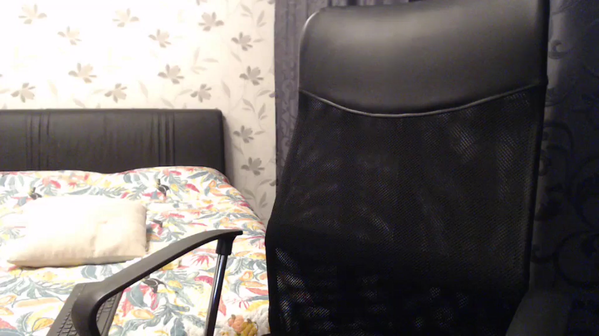 Gallery image thumbnail from Maya19fun's myfreecams stream on, 03/02/2025, 15:58 image 20 of 20