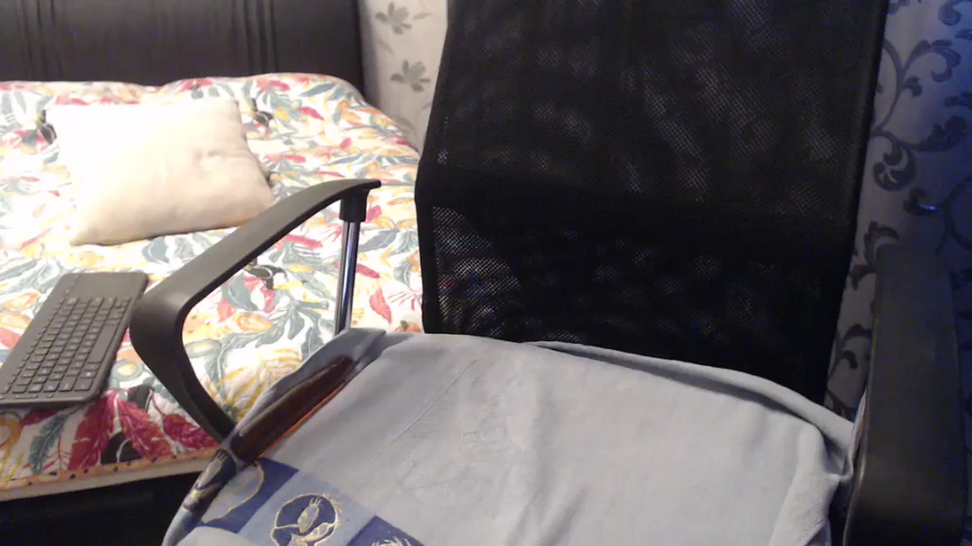 Gallery image thumbnail from Maya19fun's myfreecams stream on, 03/04/2025, 14:49 image 14 of 20