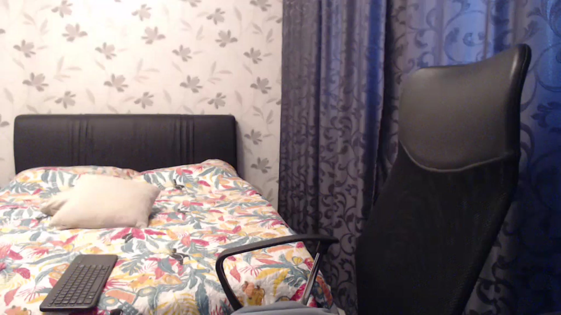Gallery image thumbnail from Maya19fun's myfreecams stream on, 03/21/2025, 15:16 image 20 of 20