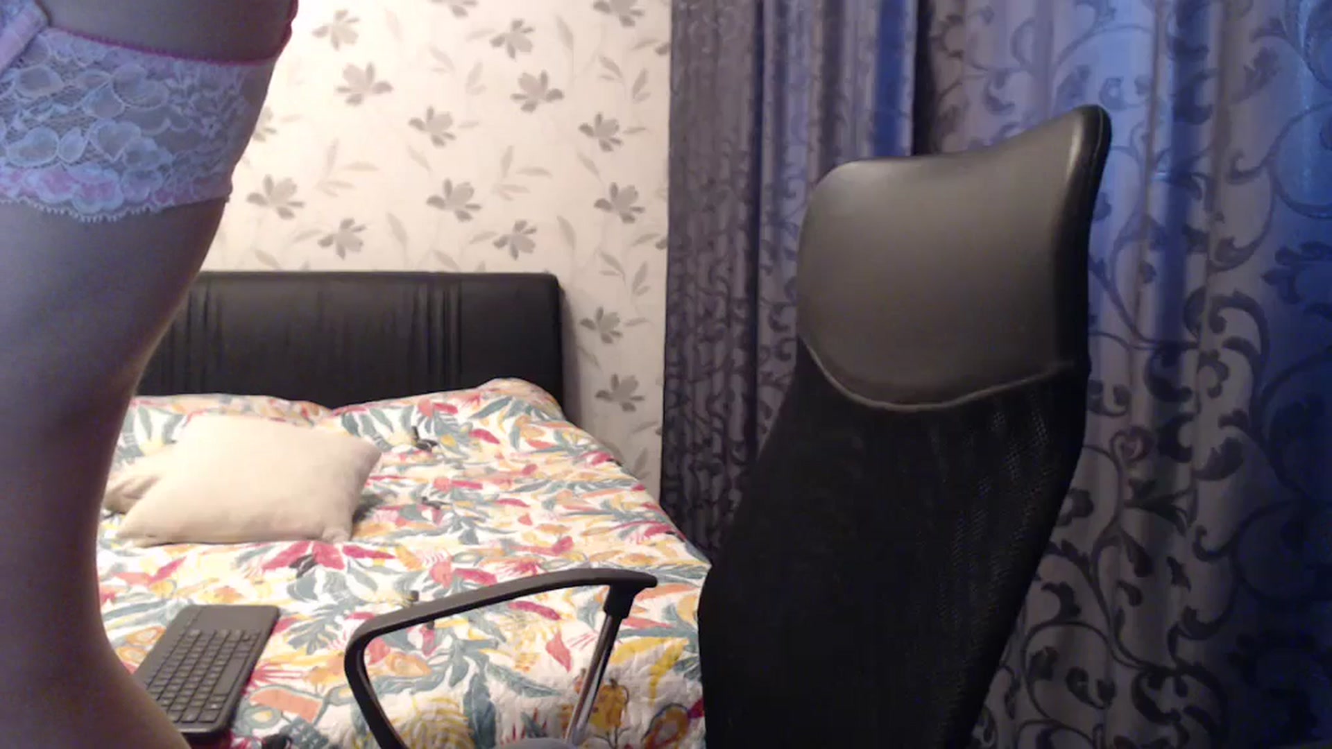 Gallery image thumbnail from Maya19fun's myfreecams stream on, 03/21/2025, 15:16 image 18 of 20