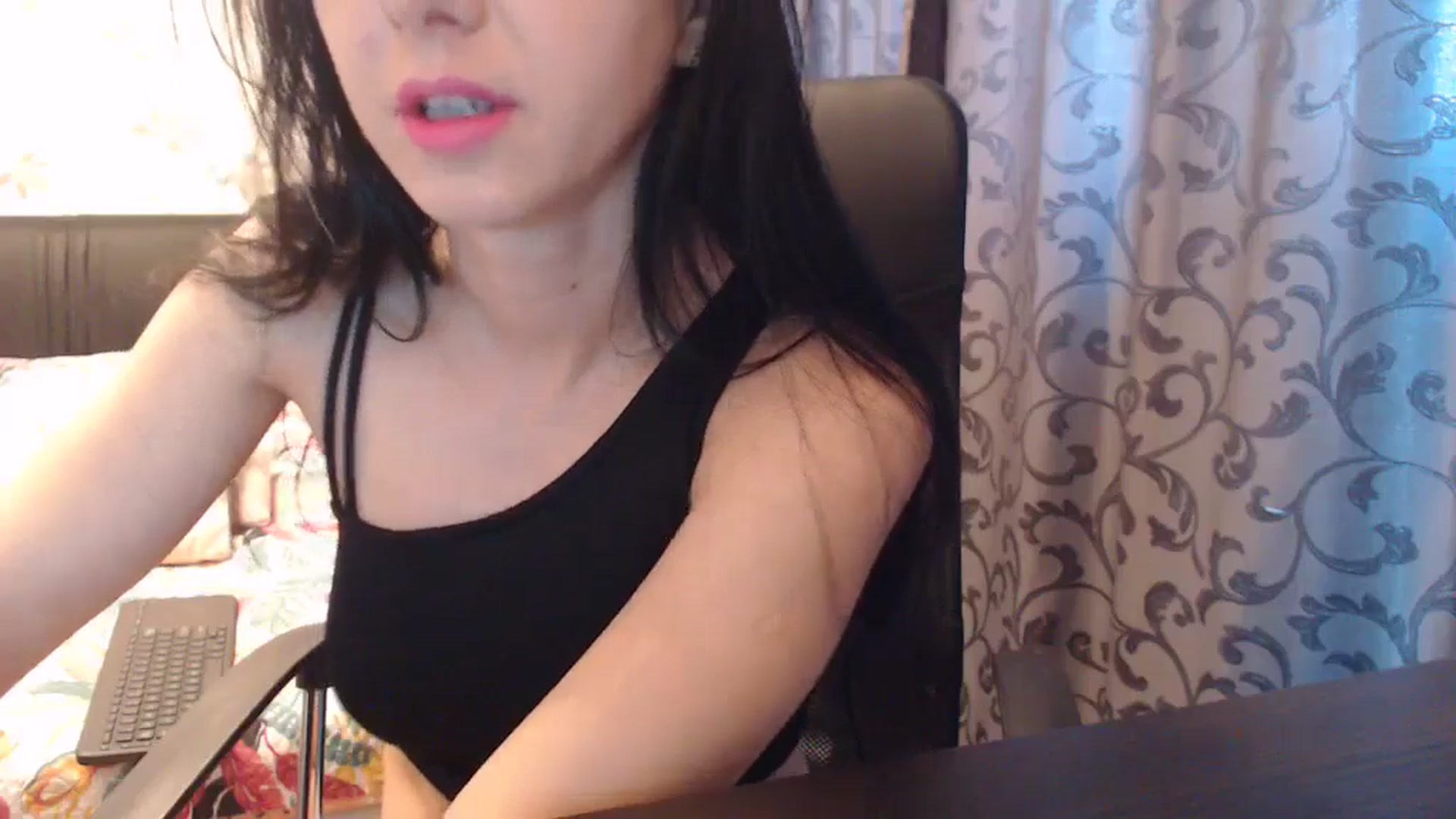Gallery image thumbnail from Maya19fun's myfreecams stream on, 03/25/2025, 08:36 image 12 of 20