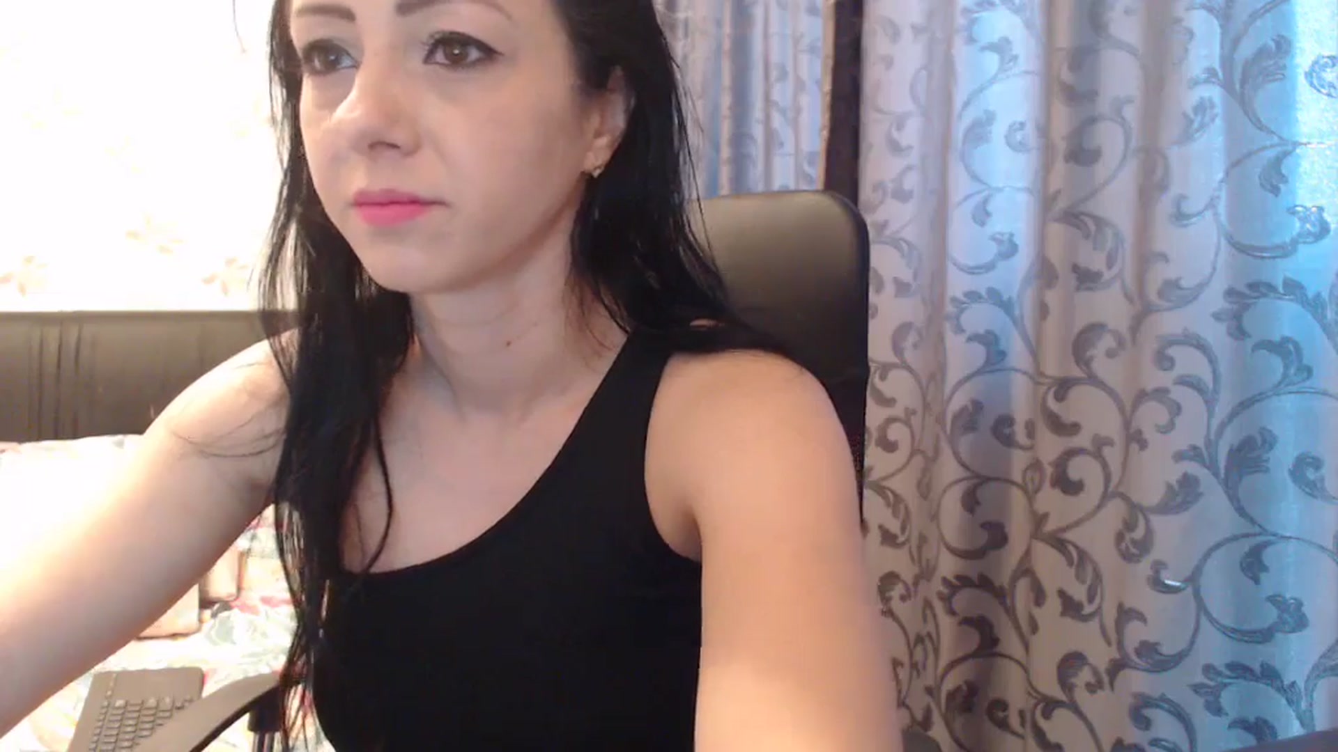 Gallery image thumbnail from Maya19fun's myfreecams stream on, 03/25/2025, 08:36 image 4 of 20