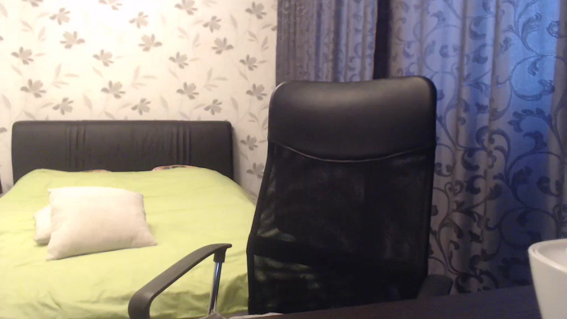 Gallery image thumbnail from Maya19fun's myfreecams stream on, 04/29/2025, 13:36 image 15 of 20