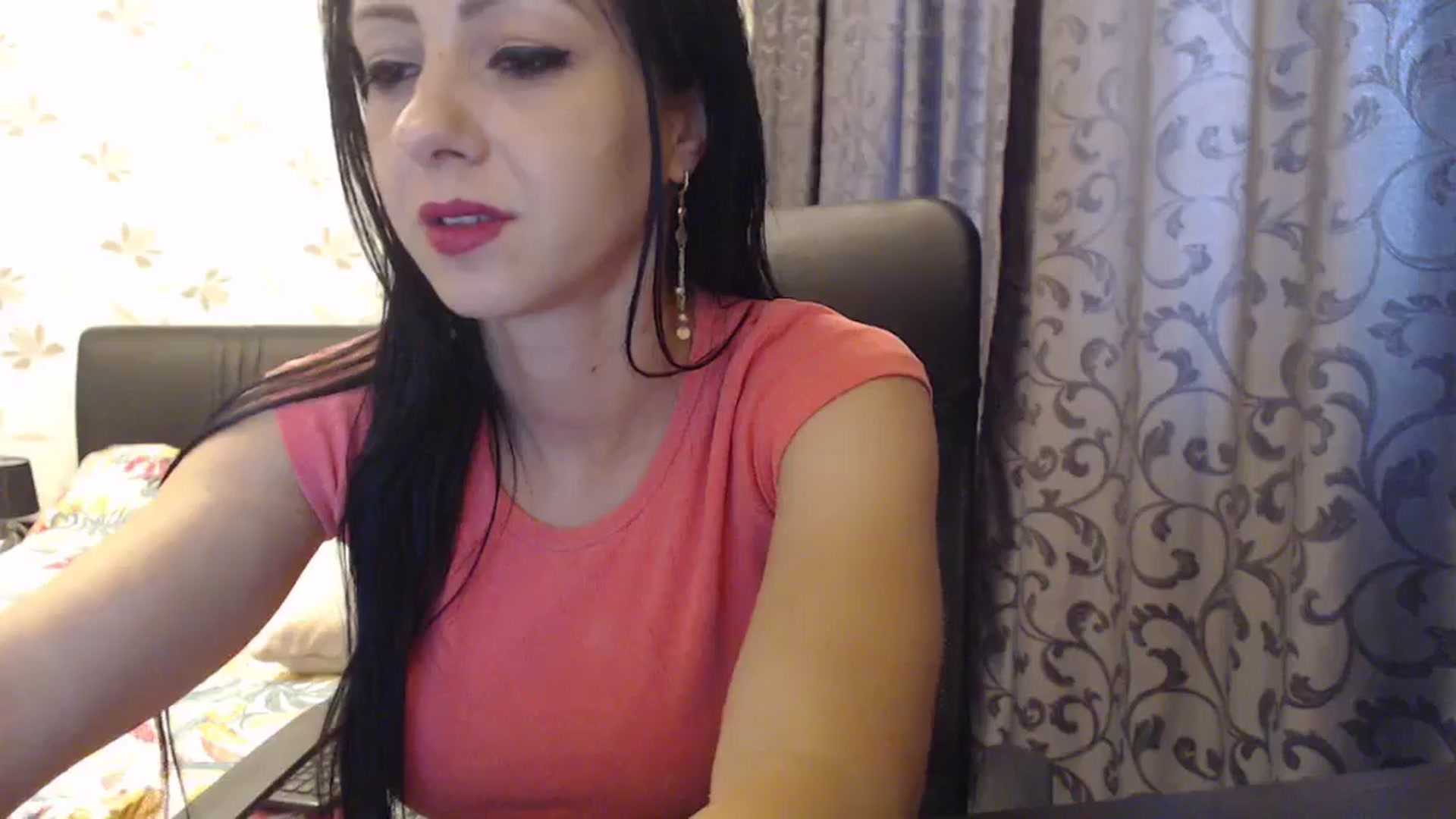 Gallery image thumbnail from Maya19fun's myfreecams stream on, 05/17/2025, 13:29 image 14 of 20