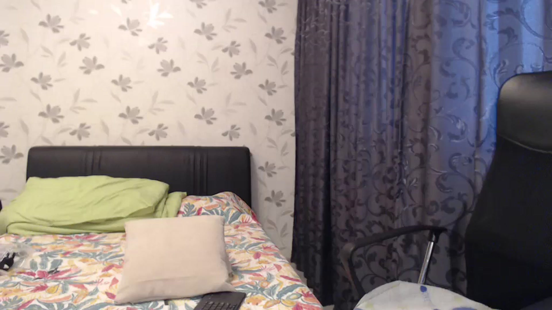 Gallery image thumbnail from Maya19fun's myfreecams stream on, 06/18/2025, 08:07 image 18 of 20
