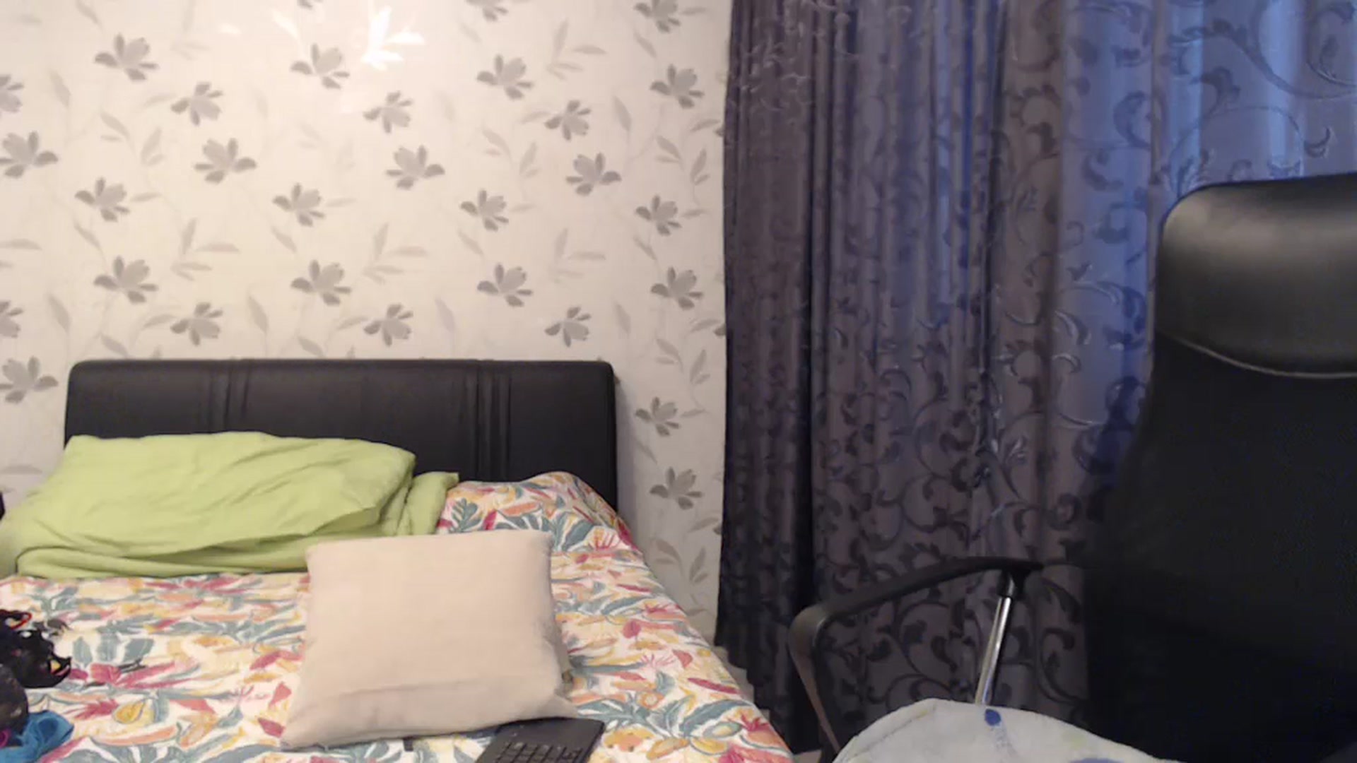Gallery image thumbnail from Maya19fun's myfreecams stream on, 06/18/2025, 08:07 image 6 of 20