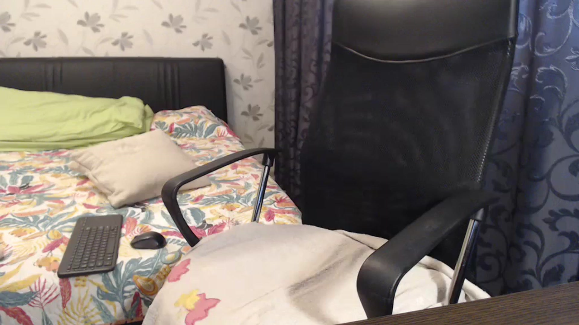 Gallery image thumbnail from Maya19fun's myfreecams stream on, 06/22/2025, 15:33 image 2 of 20