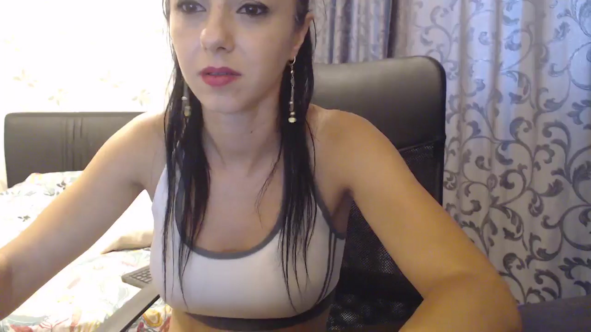 Gallery image thumbnail from Maya19fun's myfreecams stream on, 07/04/2025, 15:55 image 16 of 20