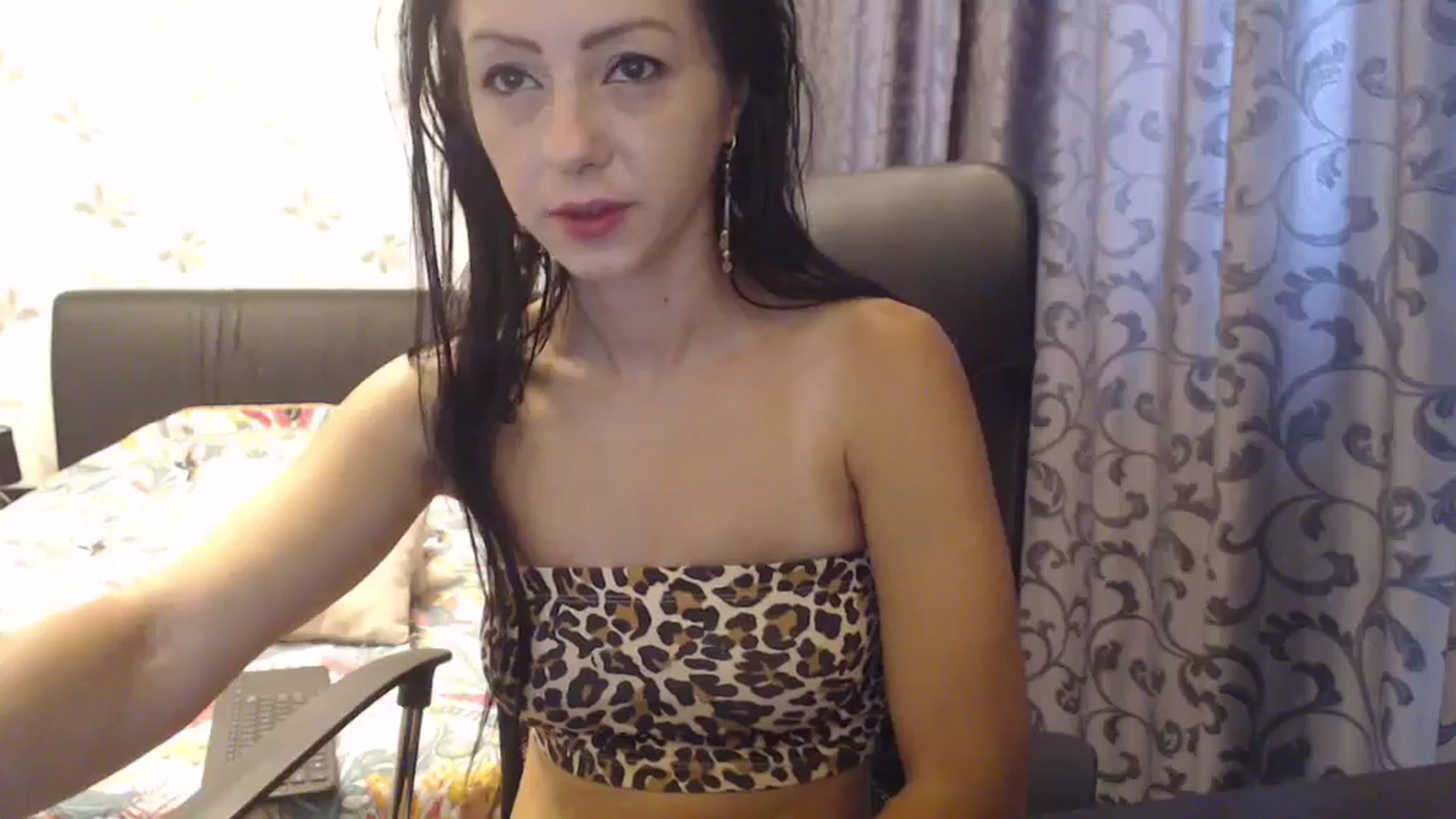 Gallery image thumbnail from Maya19fun's myfreecams stream on, 07/08/2025, 07:20 image 7 of 20