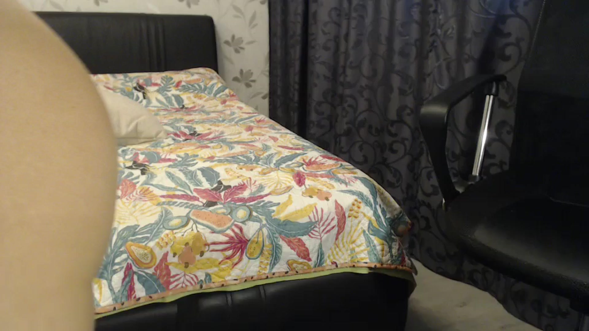 Gallery image thumbnail from Maya19fun's myfreecams stream on, 07/13/2025, 08:01 image 19 of 20