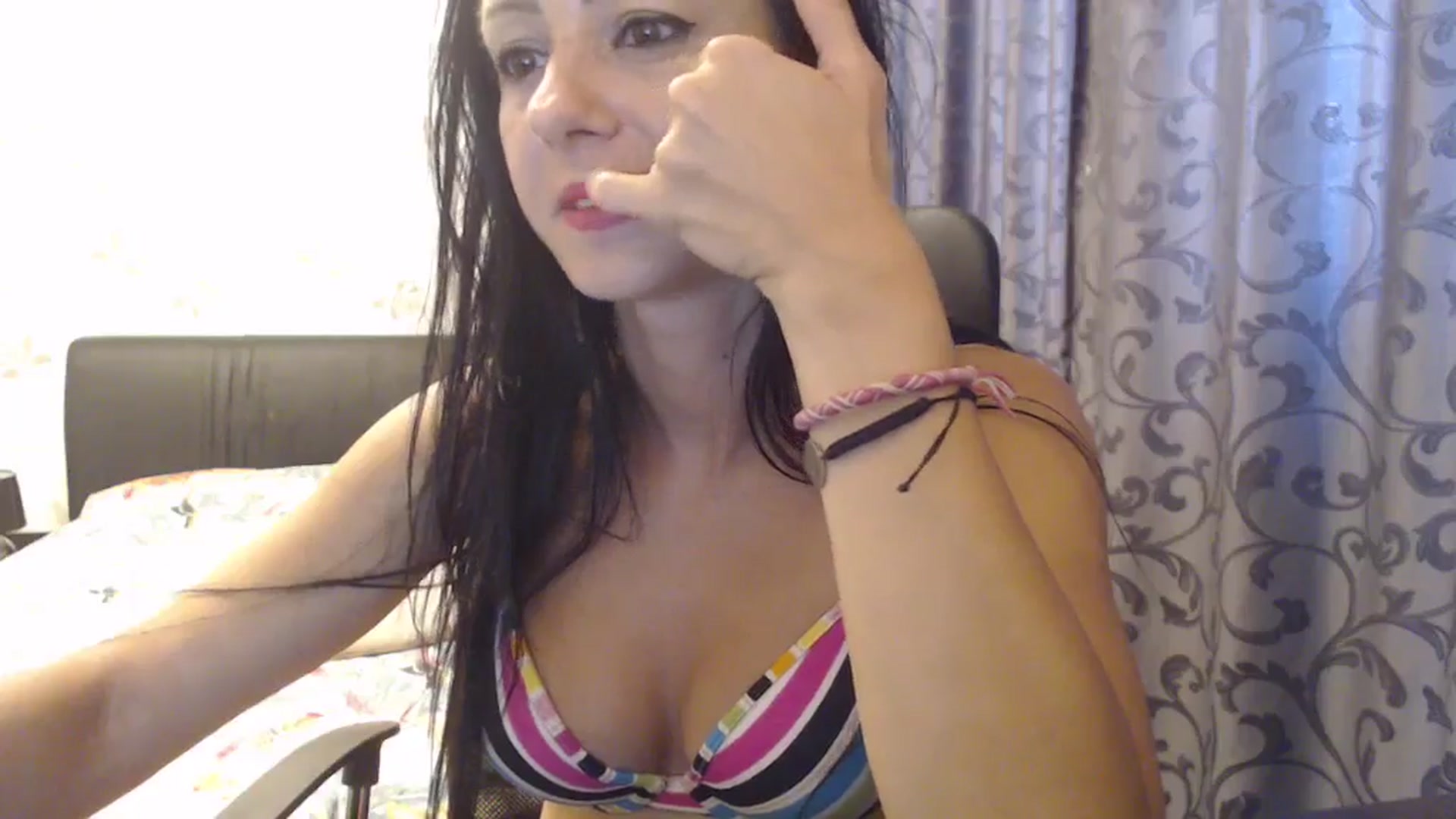 Gallery image thumbnail from Maya19fun's myfreecams stream on, 07/18/2025, 13:07 image 4 of 20