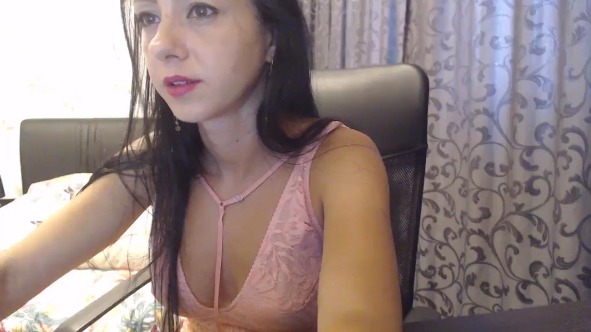 Gallery image thumbnail from Maya19fun's myfreecams stream on, 07/22/2025, 14:17 image 17 of 20