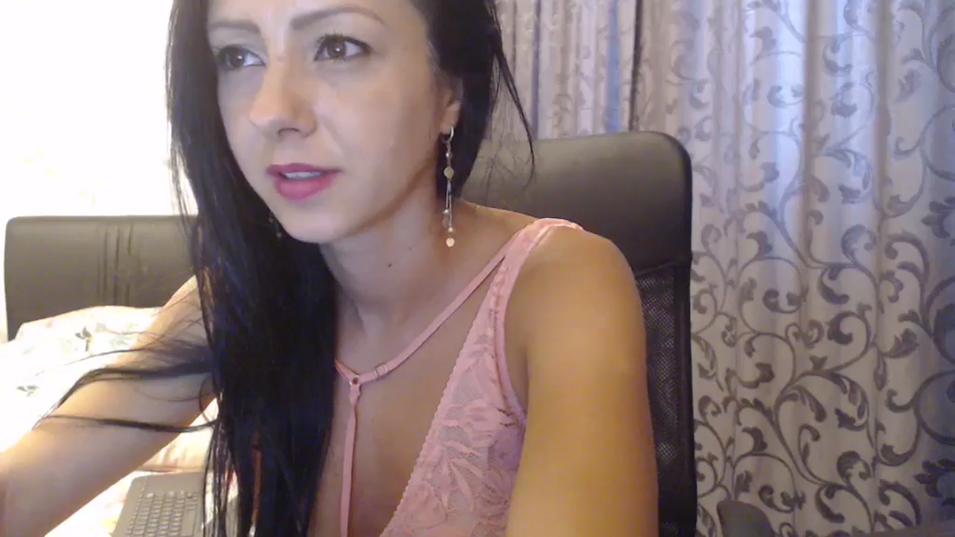 Gallery image thumbnail from Maya19fun's myfreecams stream on, 07/22/2025, 15:15 image 10 of 20