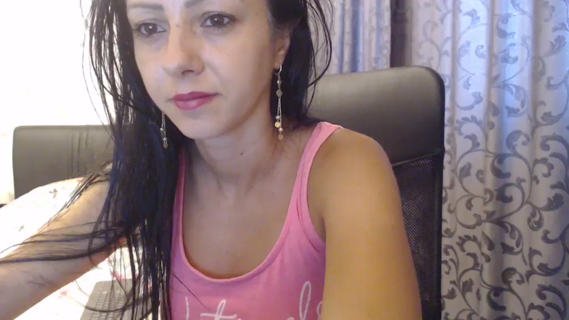 Gallery image thumbnail from Maya19fun's myfreecams stream on, 07/24/2025, 13:36 image 11 of 20