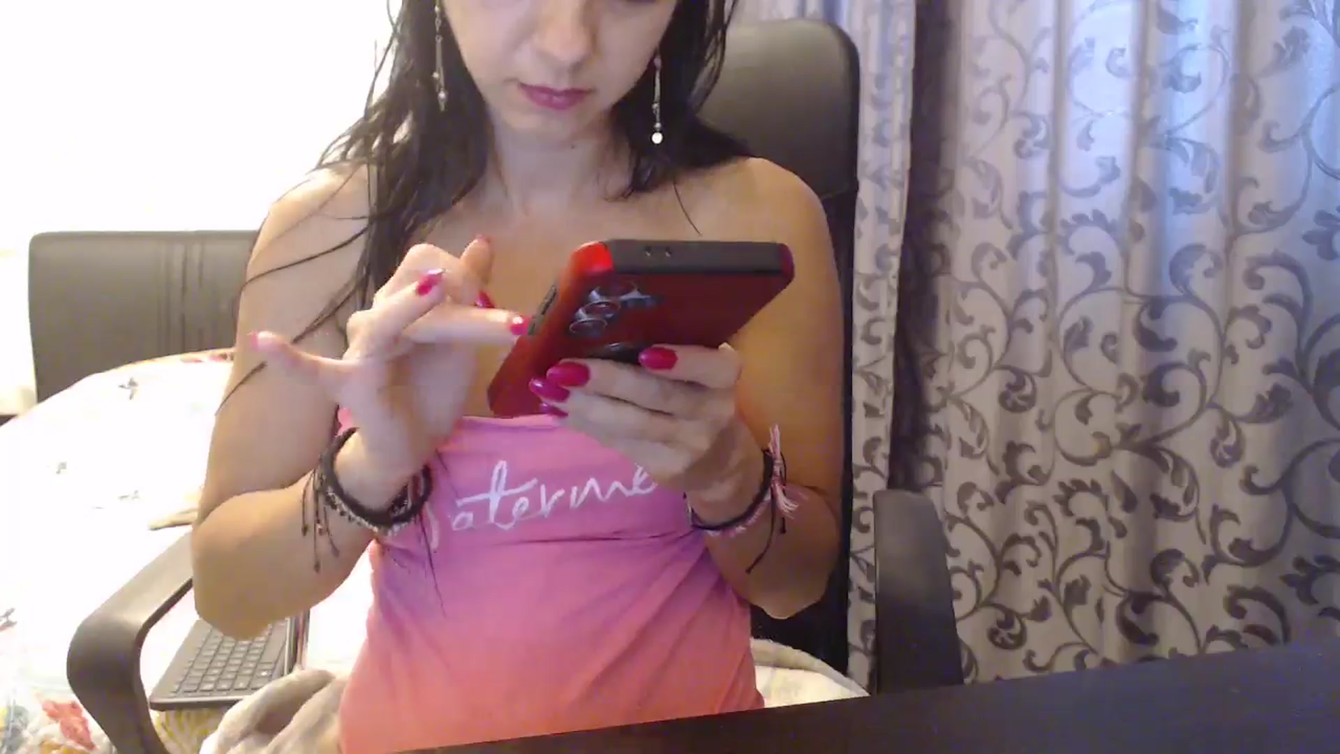 Gallery image thumbnail from Maya19fun's myfreecams stream on, 07/24/2025, 14:35 image 16 of 20