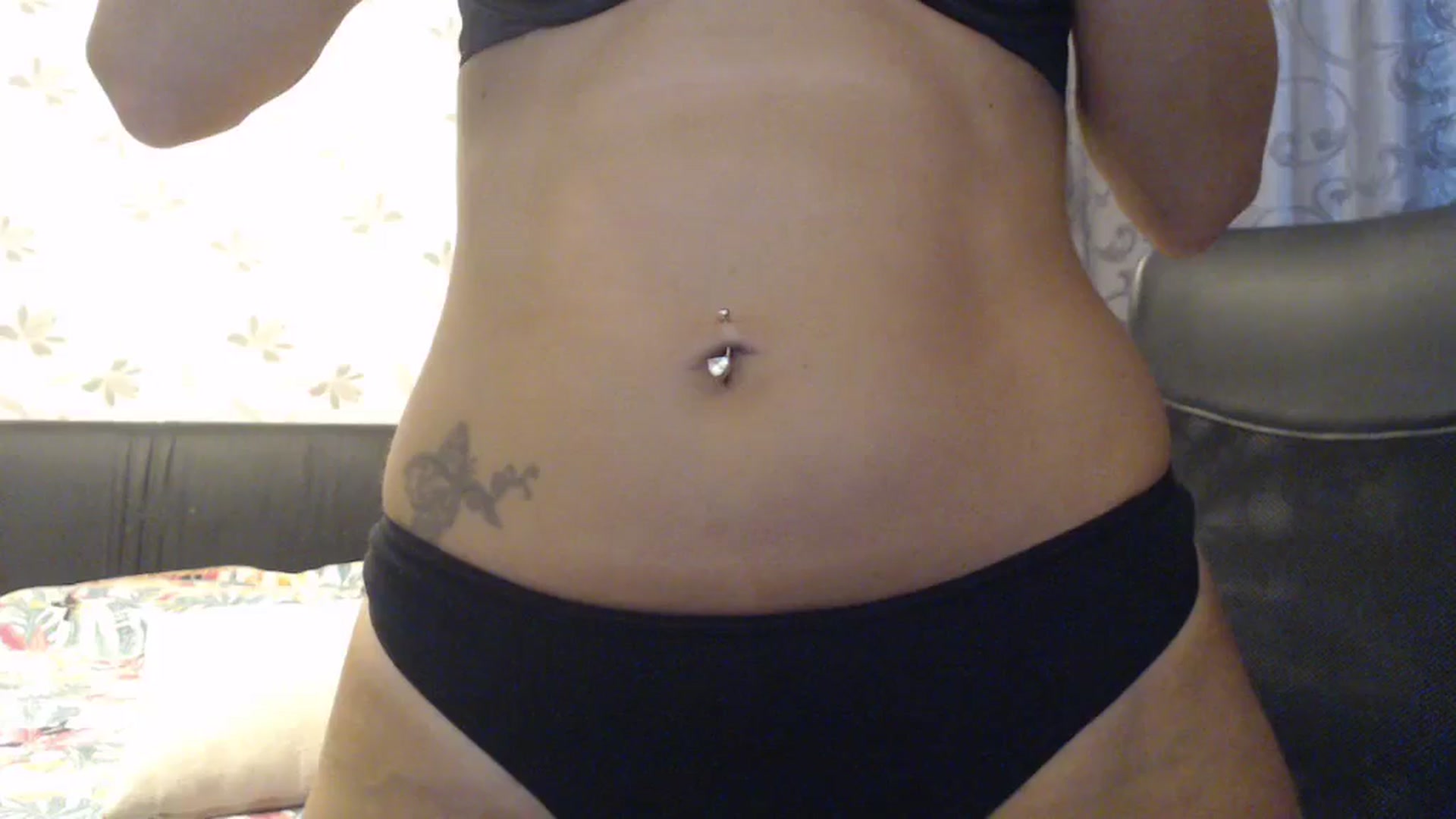 Gallery image thumbnail from Maya19fun's myfreecams stream on, 07/25/2025, 14:43 image 15 of 20
