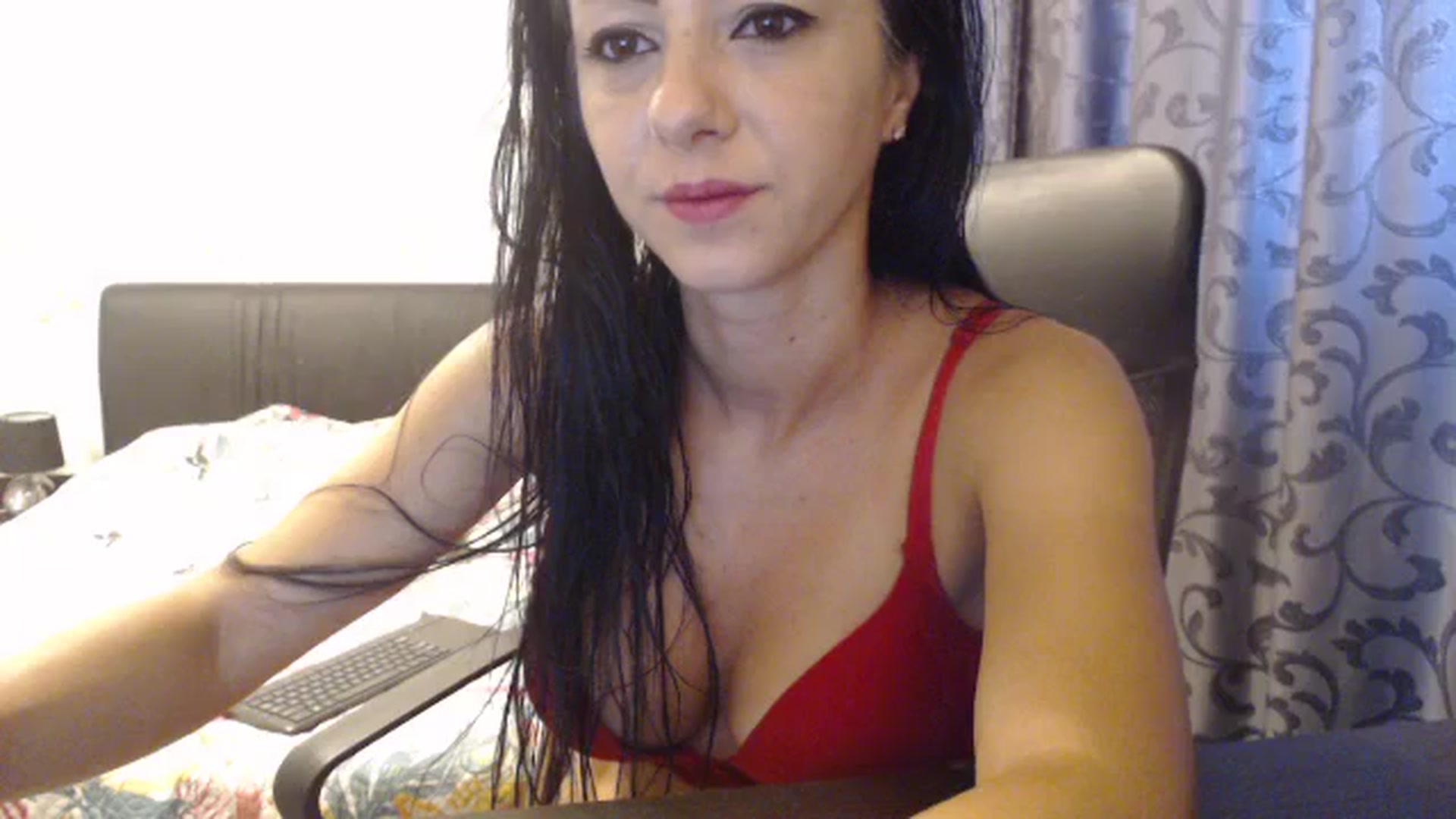 Gallery image thumbnail from Maya19fun's myfreecams stream on, 08/03/2025, 07:14 image 1 of 20