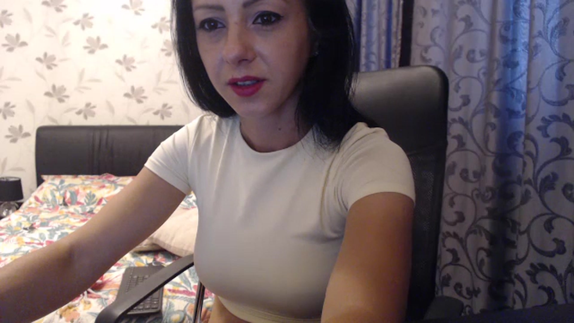 Gallery image thumbnail from Maya19fun's myfreecams stream on, 08/10/2025, 14:03 image 11 of 20