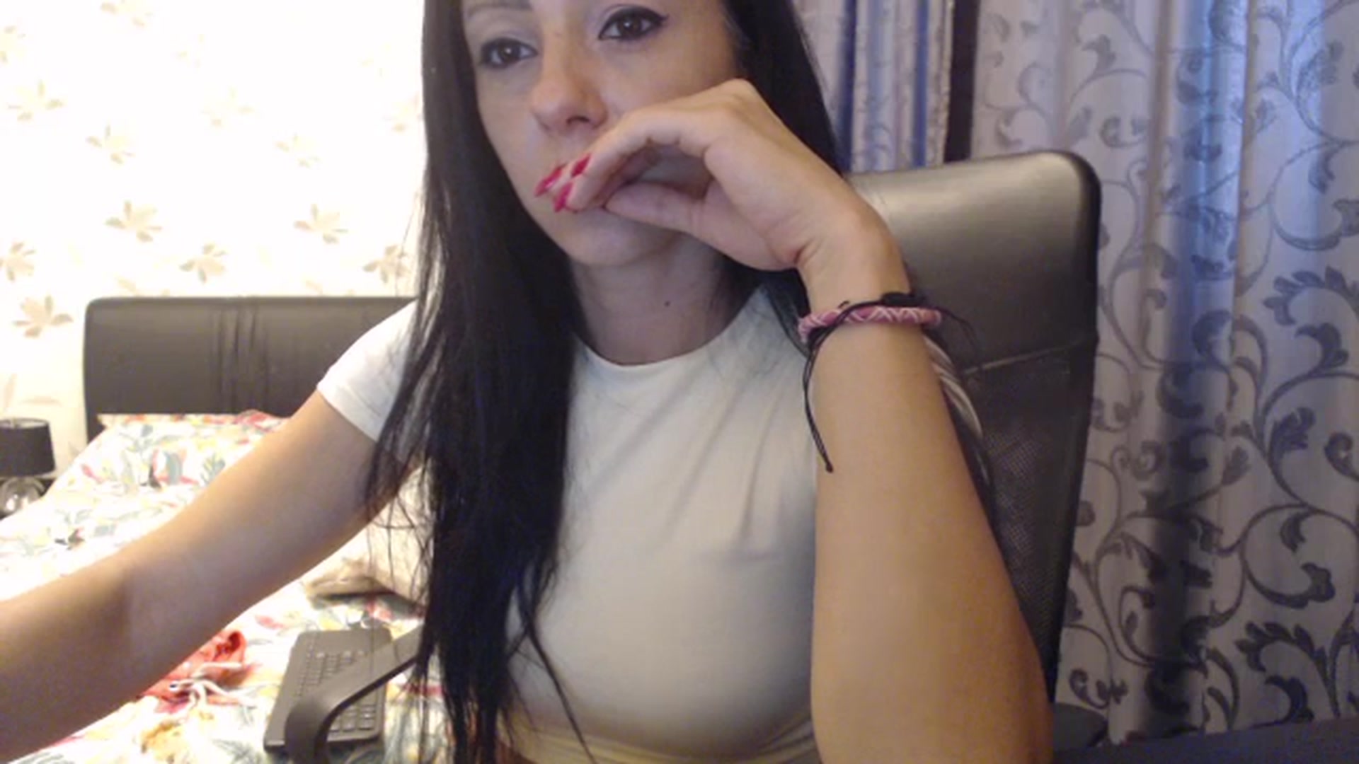 Gallery image thumbnail from Maya19fun's myfreecams stream on, 08/10/2025, 14:03 image 7 of 20