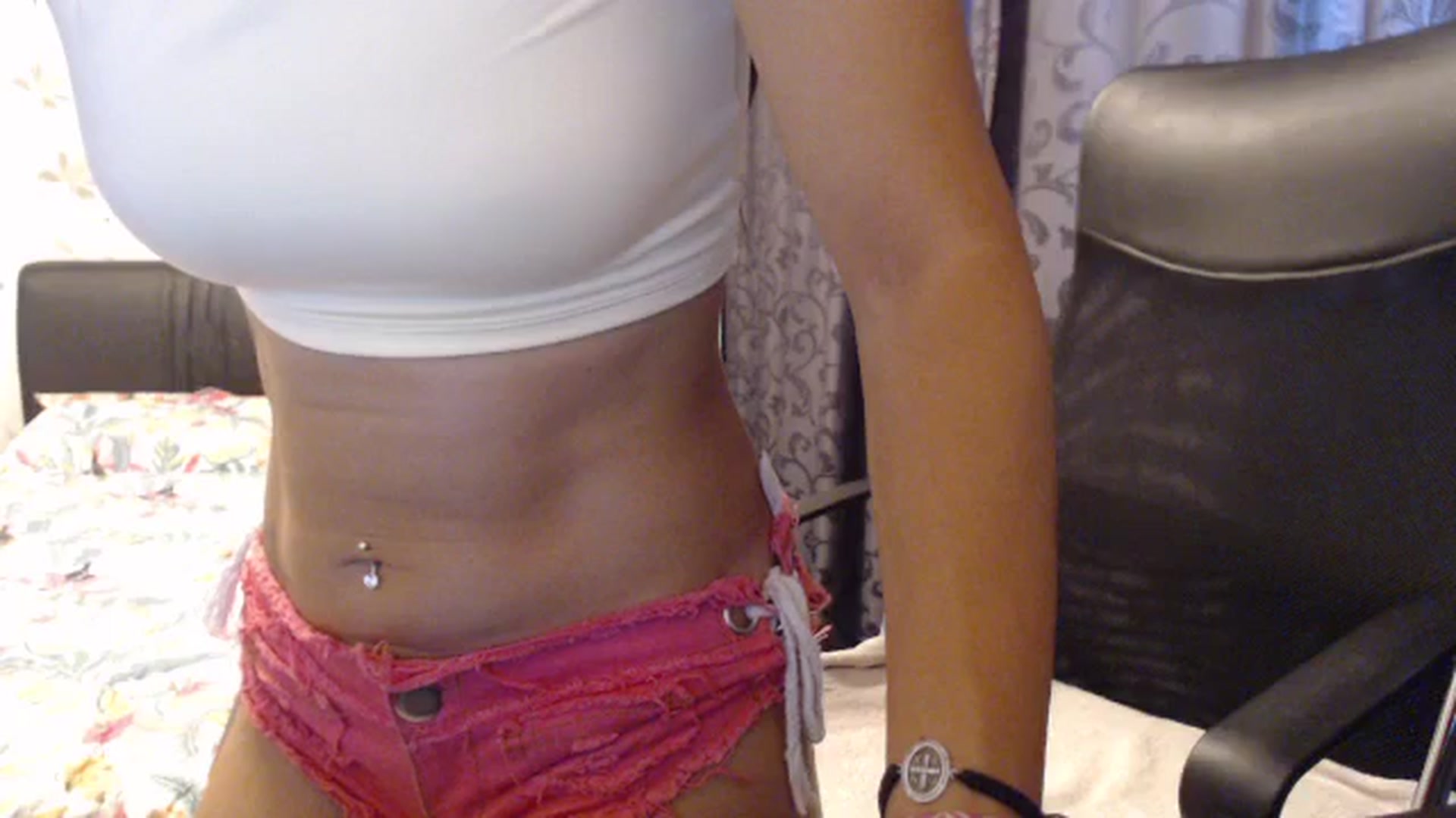 Gallery image thumbnail from Maya19fun's myfreecams stream on, 08/10/2025, 15:05 image 6 of 20