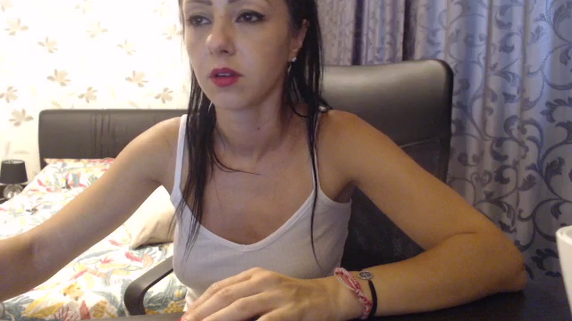 Gallery image thumbnail from Maya19fun's myfreecams stream on, 08/12/2025, 15:01 image 6 of 20