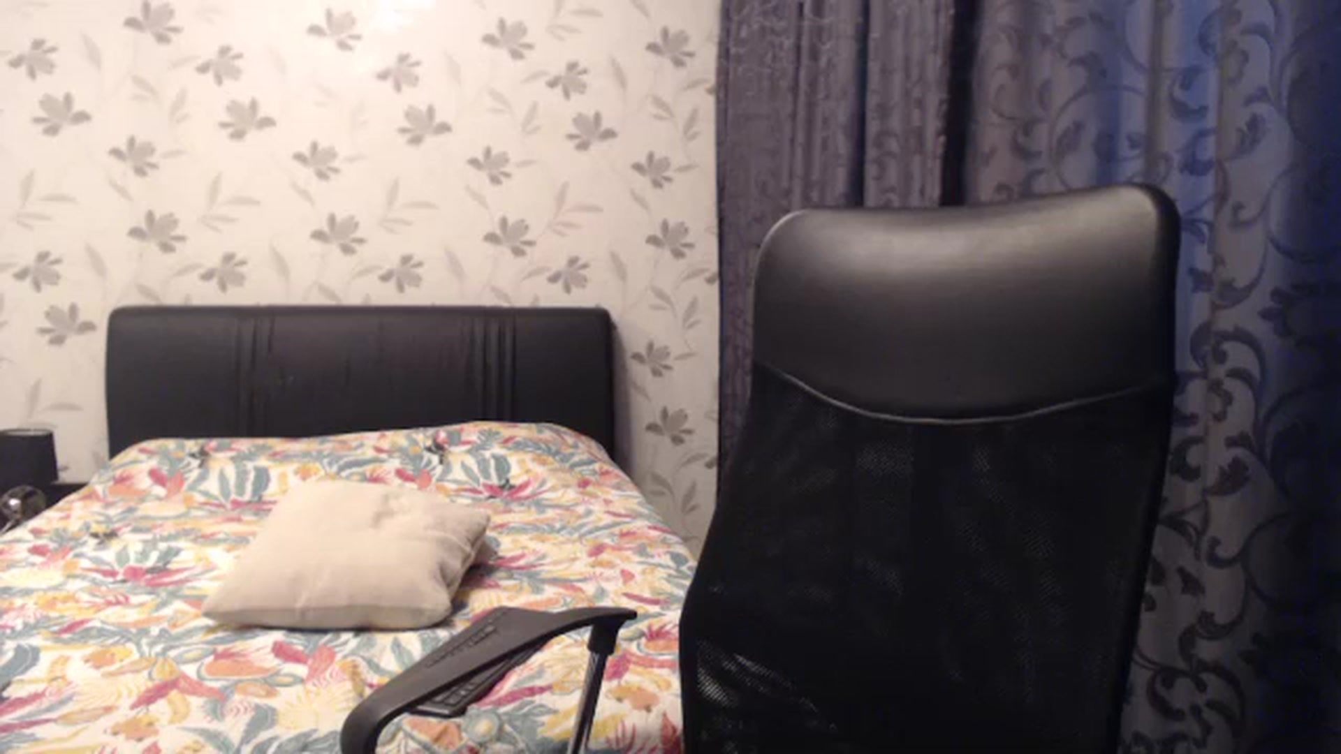 Gallery image thumbnail from Maya19fun's myfreecams stream on, 09/12/2025, 13:49 image 12 of 20