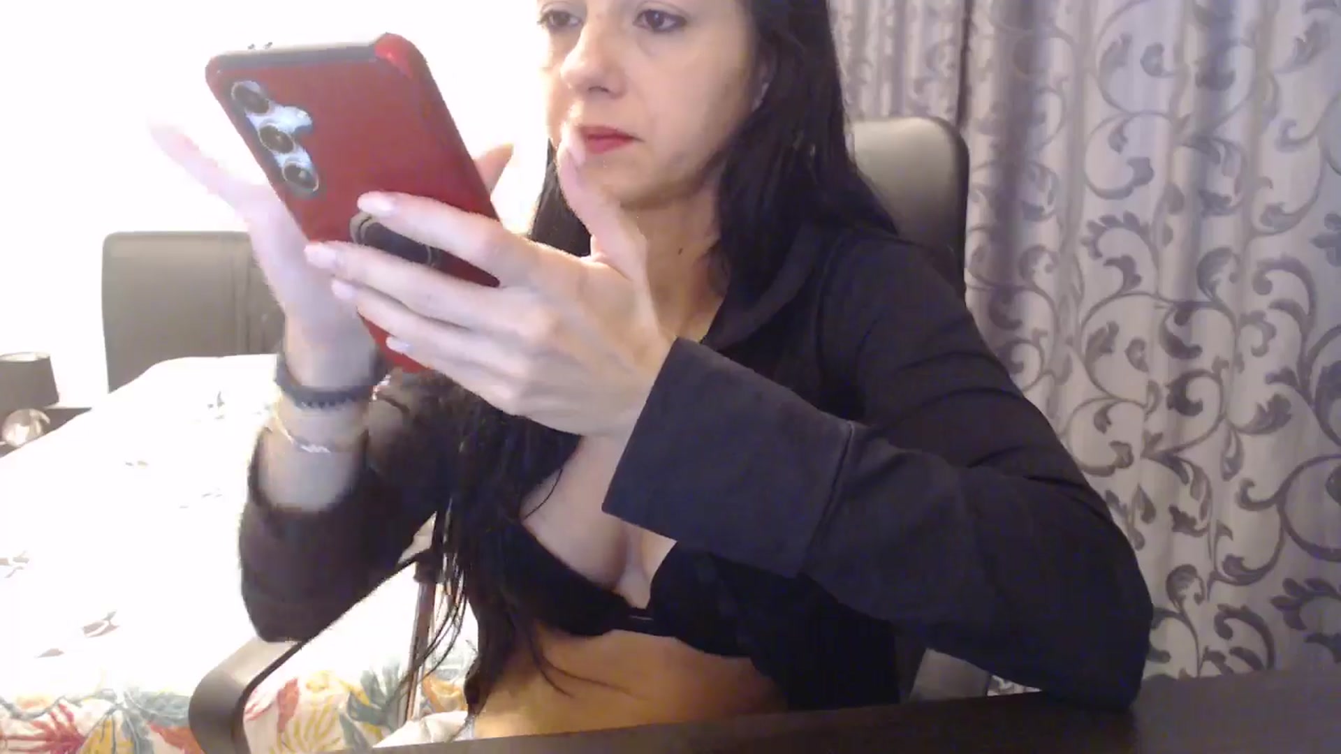 Gallery image thumbnail from Maya19fun's myfreecams stream on, 10/07/2025, 07:19 image 4 of 20