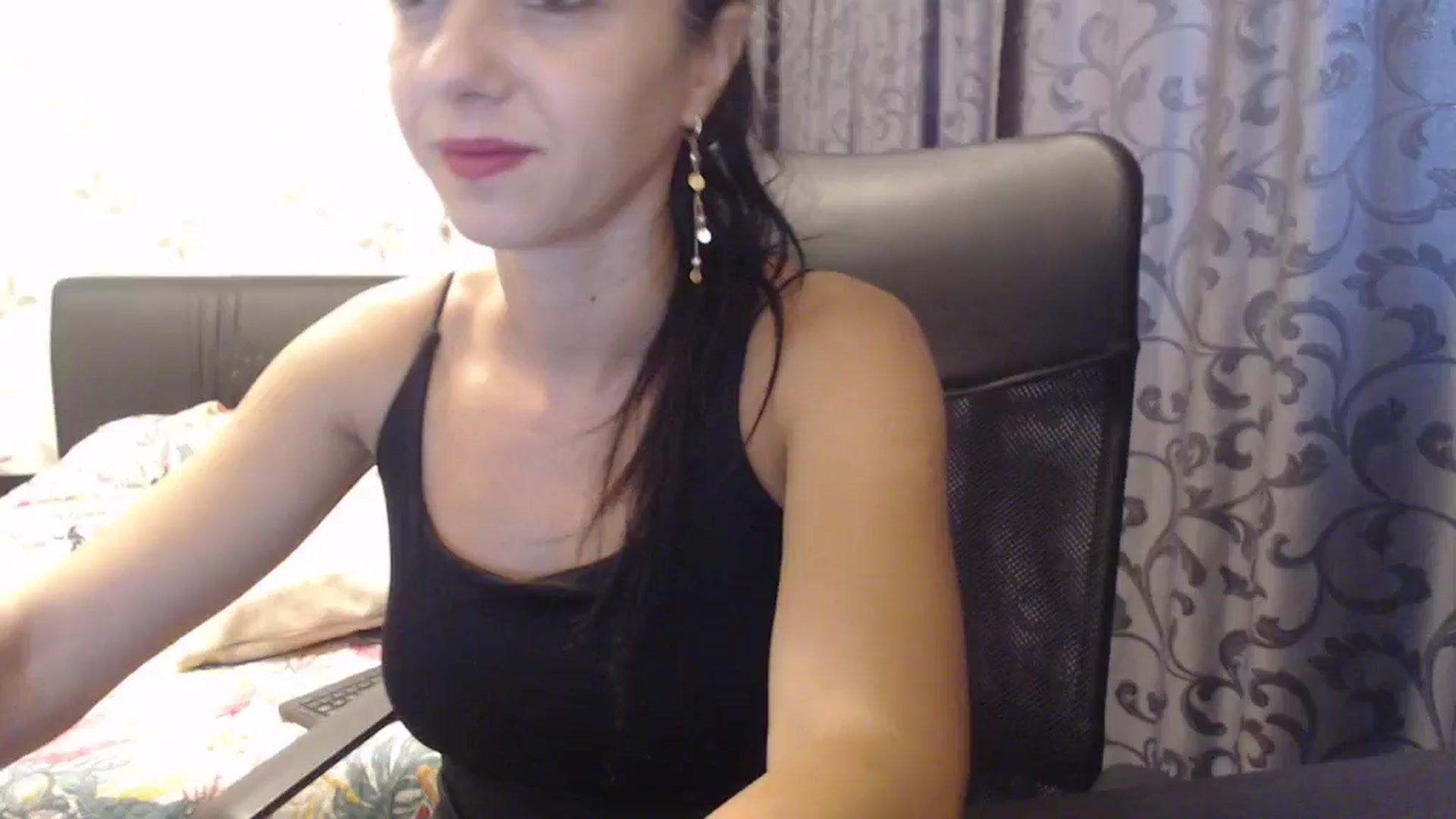 Gallery image thumbnail from Maya19fun's myfreecams stream on, 10/08/2025, 13:07 image 1 of 20