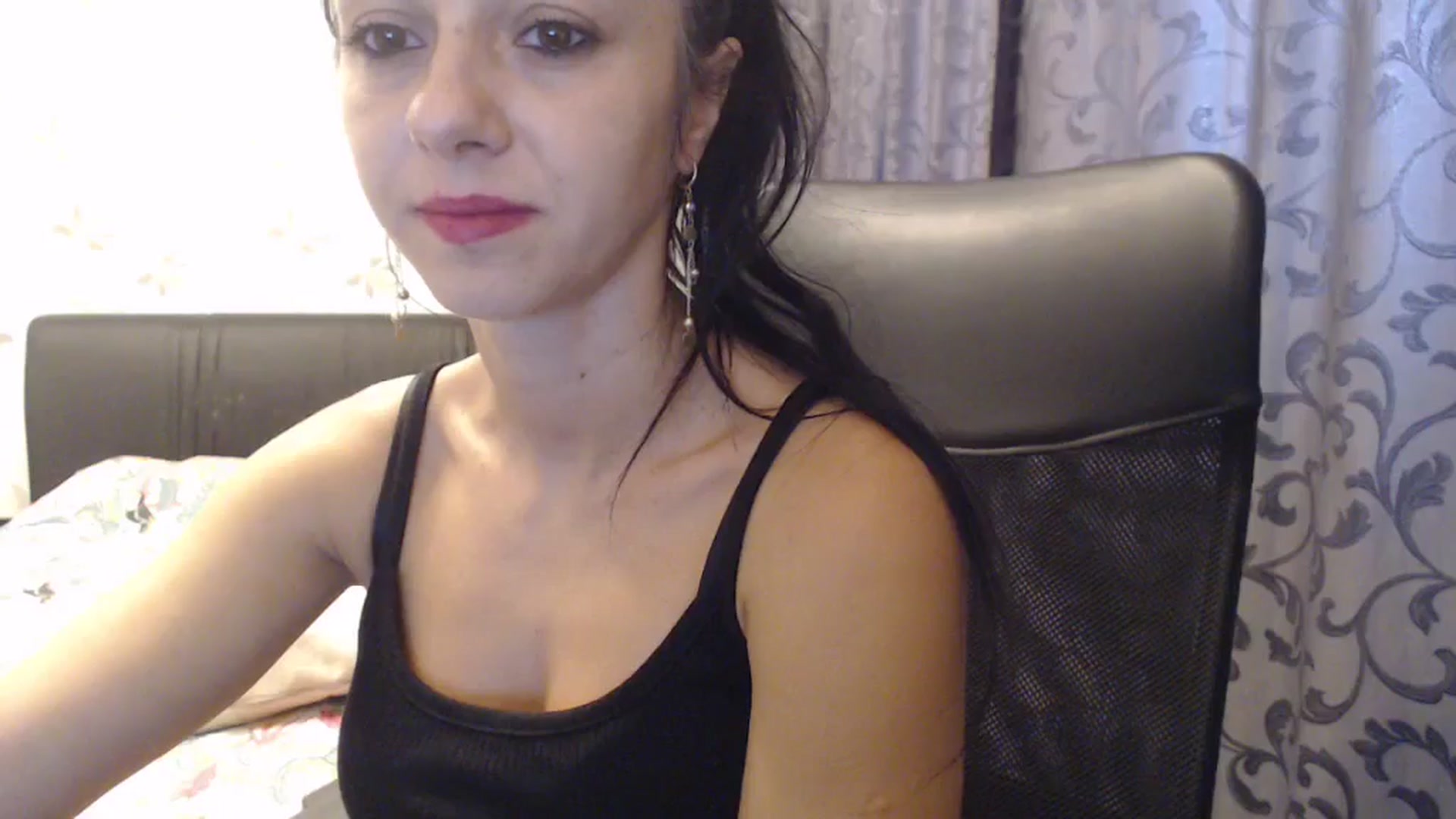 Gallery image thumbnail from Maya19fun's myfreecams stream on, 10/09/2025, 12:32 image 3 of 20