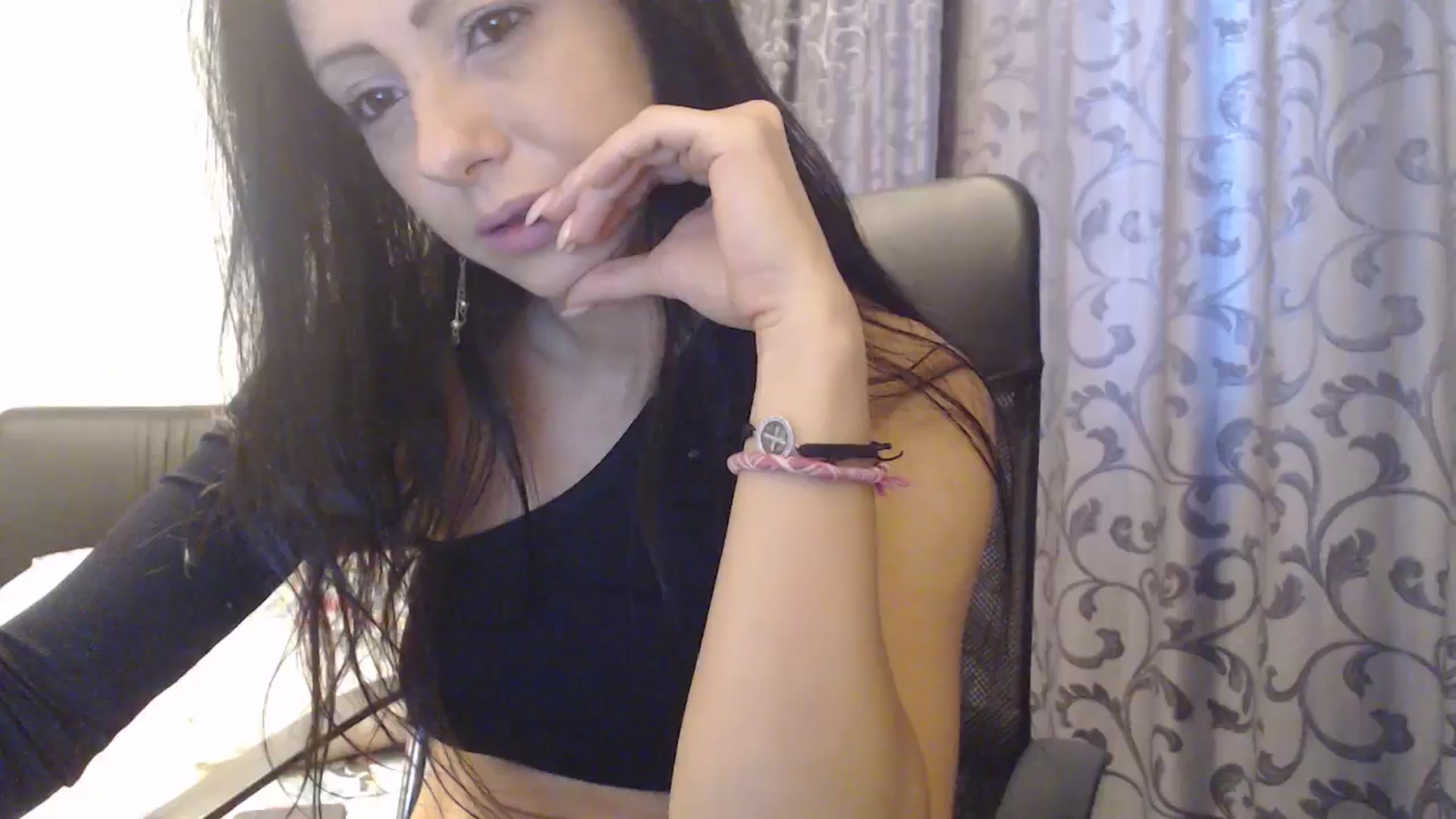 Gallery image thumbnail from Maya19fun's myfreecams stream on, 10/11/2025, 08:39 image 2 of 20