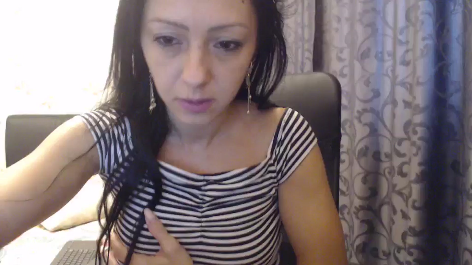 Gallery image thumbnail from Maya19fun's myfreecams stream on, 10/13/2025, 07:26 image 2 of 20