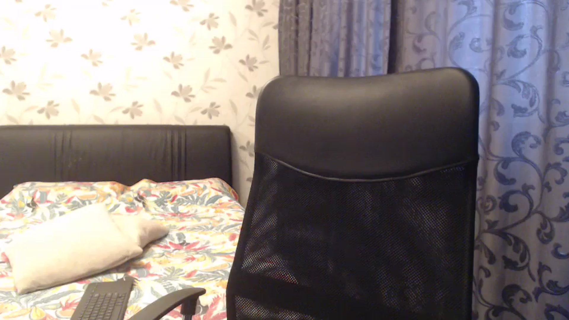 Gallery image thumbnail from Maya19fun's myfreecams stream on, 10/28/2025, 08:31 image 16 of 20