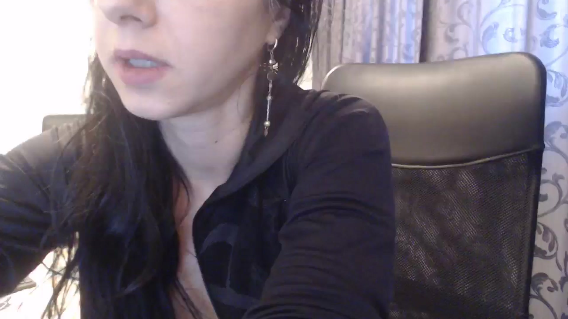 Gallery image thumbnail from Maya19fun's myfreecams stream on, 10/28/2025, 09:39 image 10 of 20