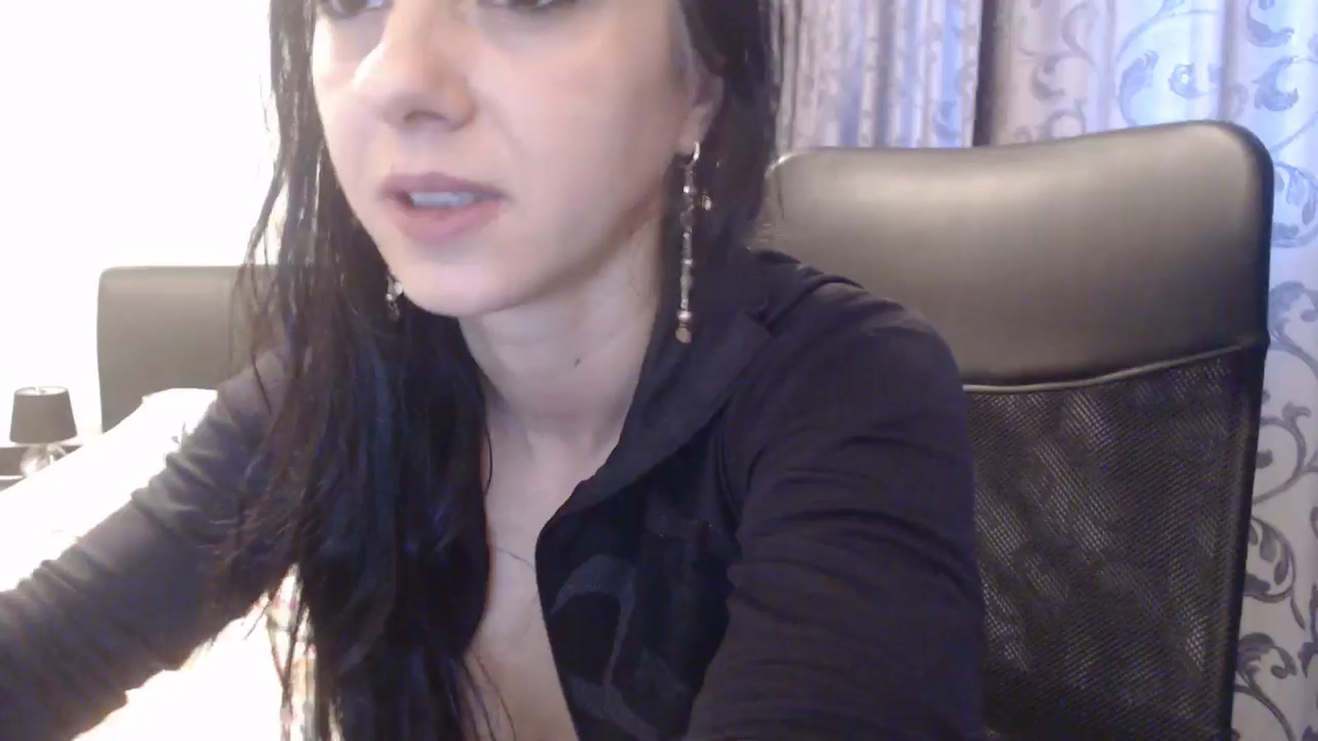 Gallery image thumbnail from Maya19fun's myfreecams stream on, 10/28/2025, 09:39 image 5 of 20