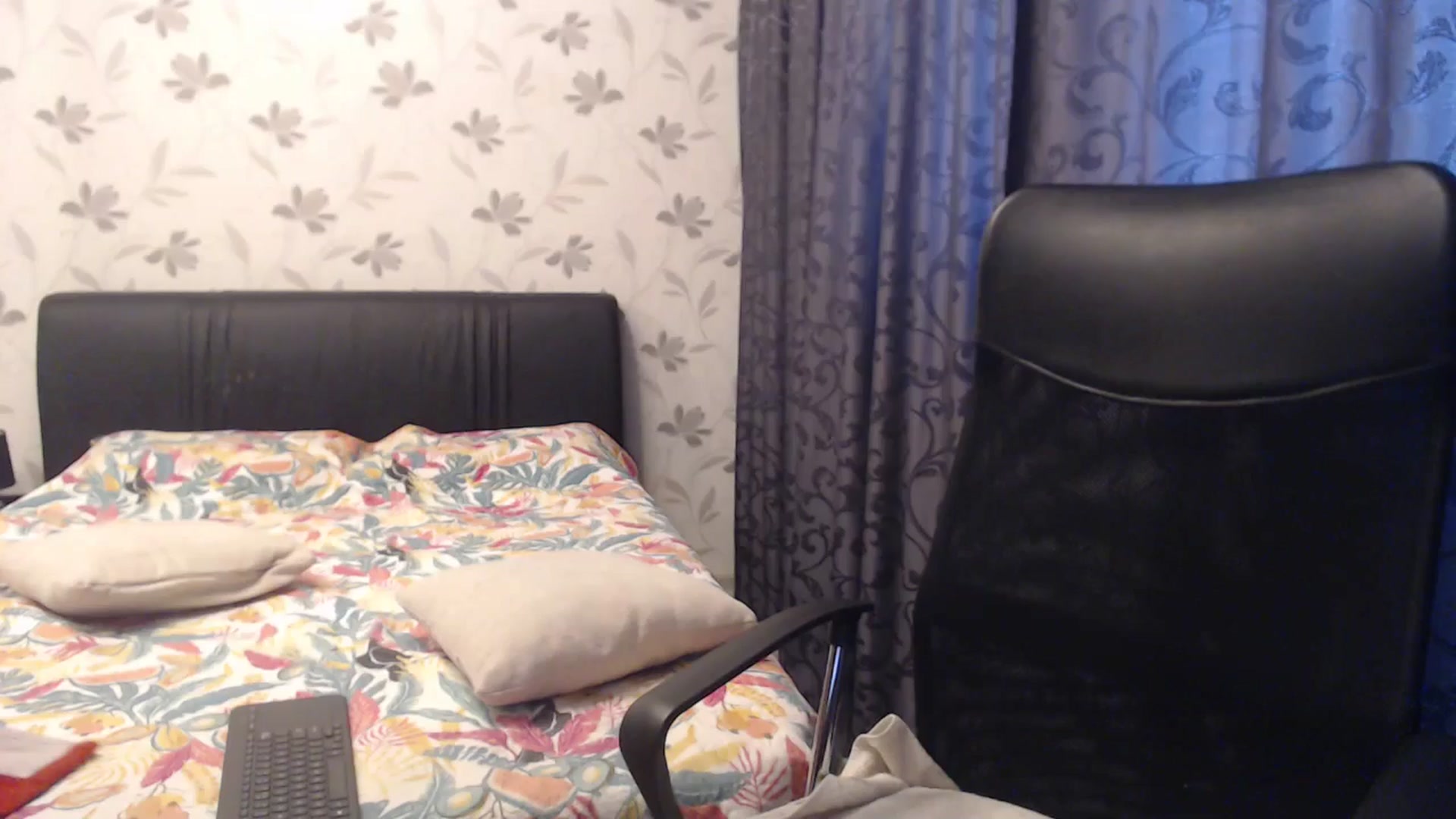 Gallery image thumbnail from Maya19fun's myfreecams stream on, 10/28/2025, 10:24 image 20 of 20
