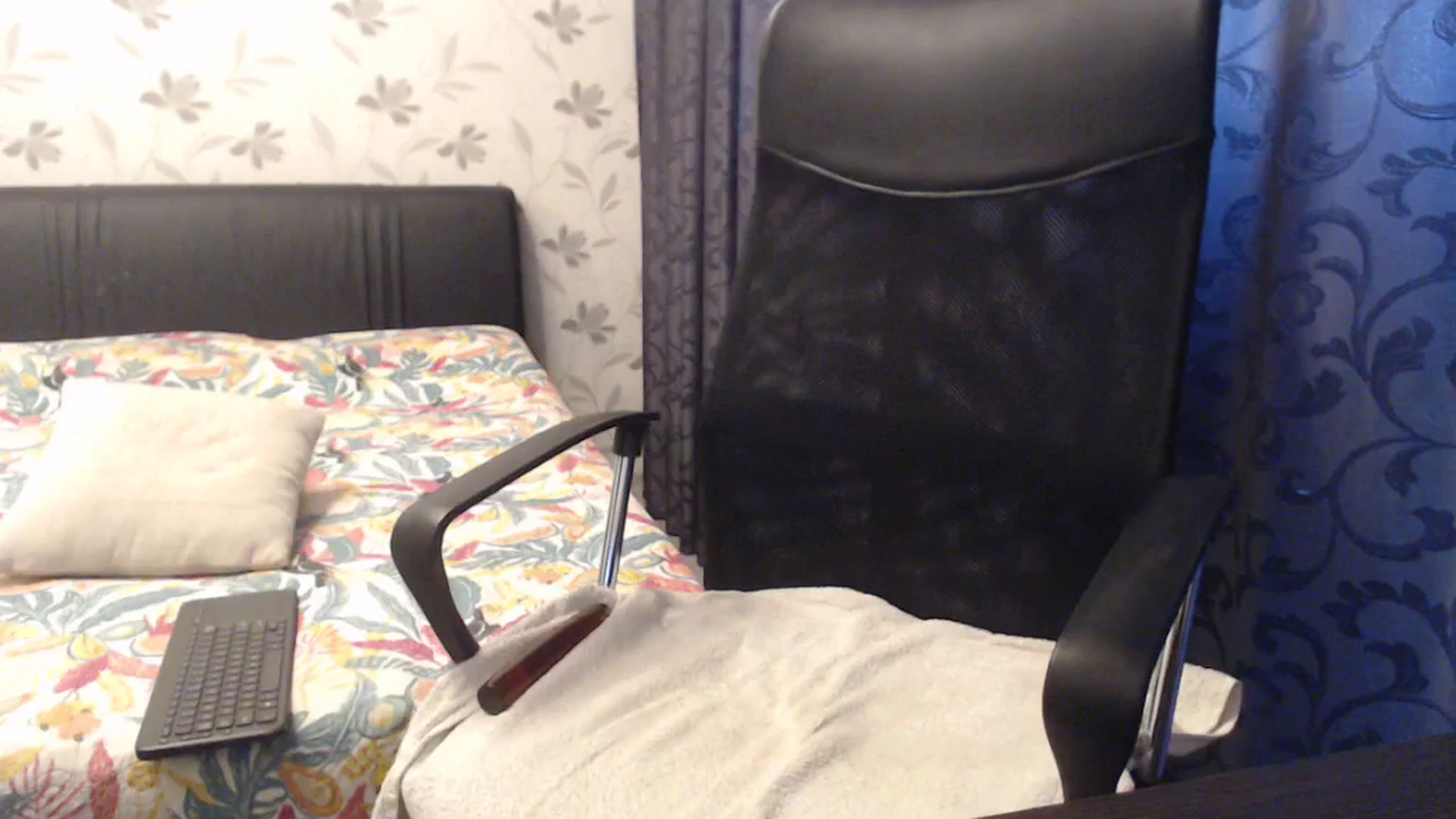 Gallery image thumbnail from Maya19fun's myfreecams stream on, 11/02/2025, 07:05 image 4 of 20