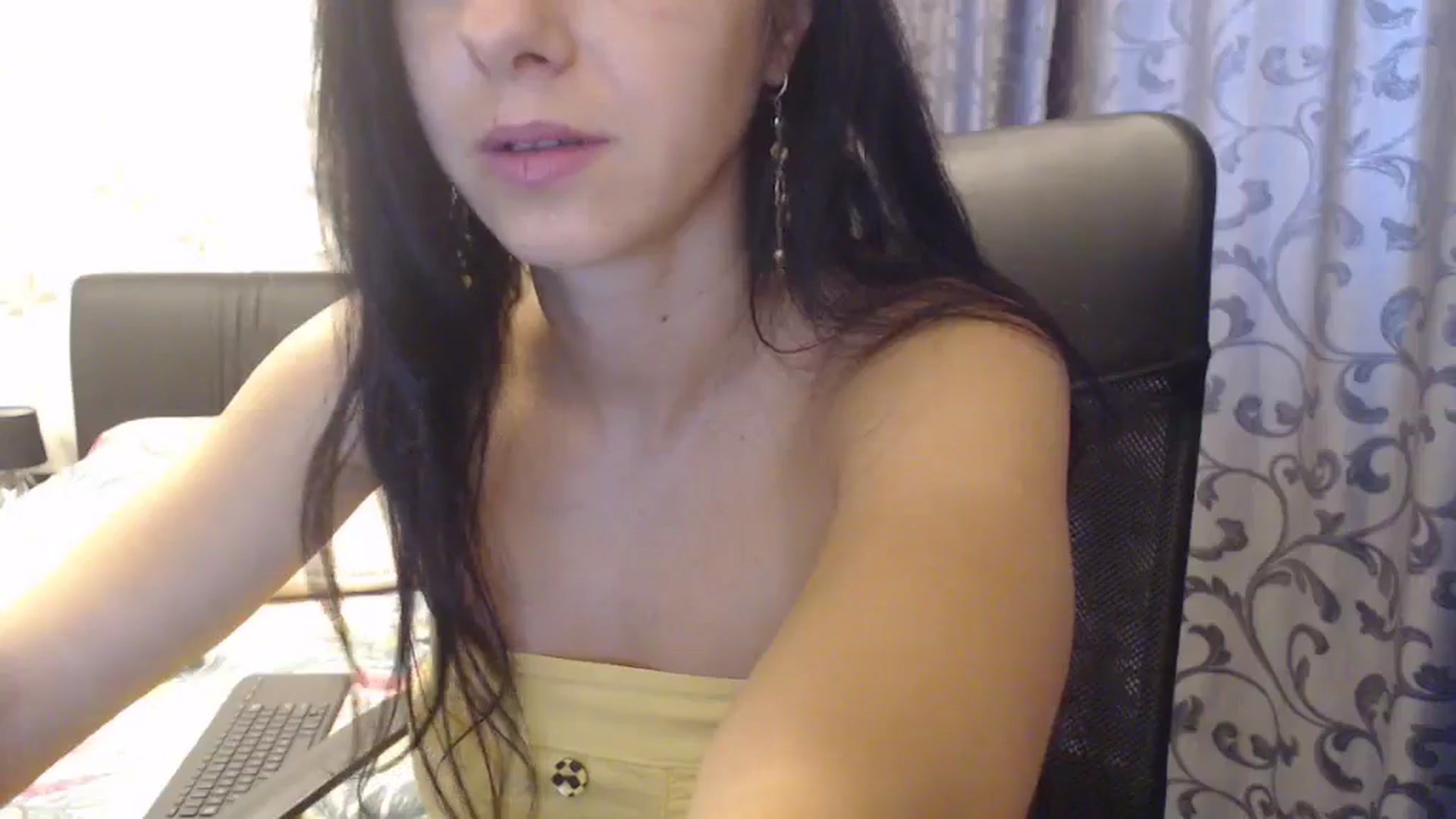 Gallery image thumbnail from Maya19fun's myfreecams stream on, 11/03/2025, 08:00 image 8 of 20