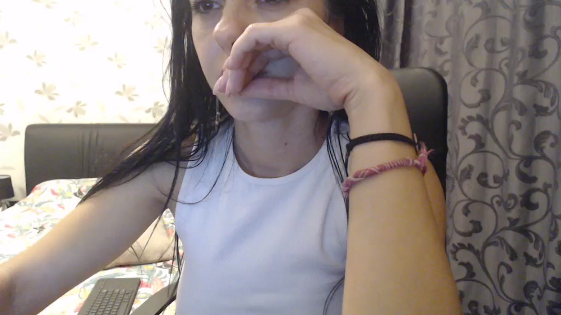 Gallery image thumbnail from Maya19fun's myfreecams stream on, 11/04/2025, 17:18 image 8 of 20