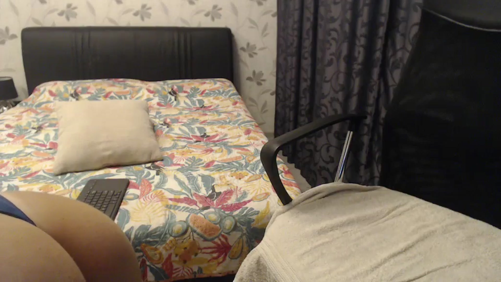 Gallery image thumbnail from Maya19fun's myfreecams stream on, 11/04/2025, 17:18 image 19 of 20