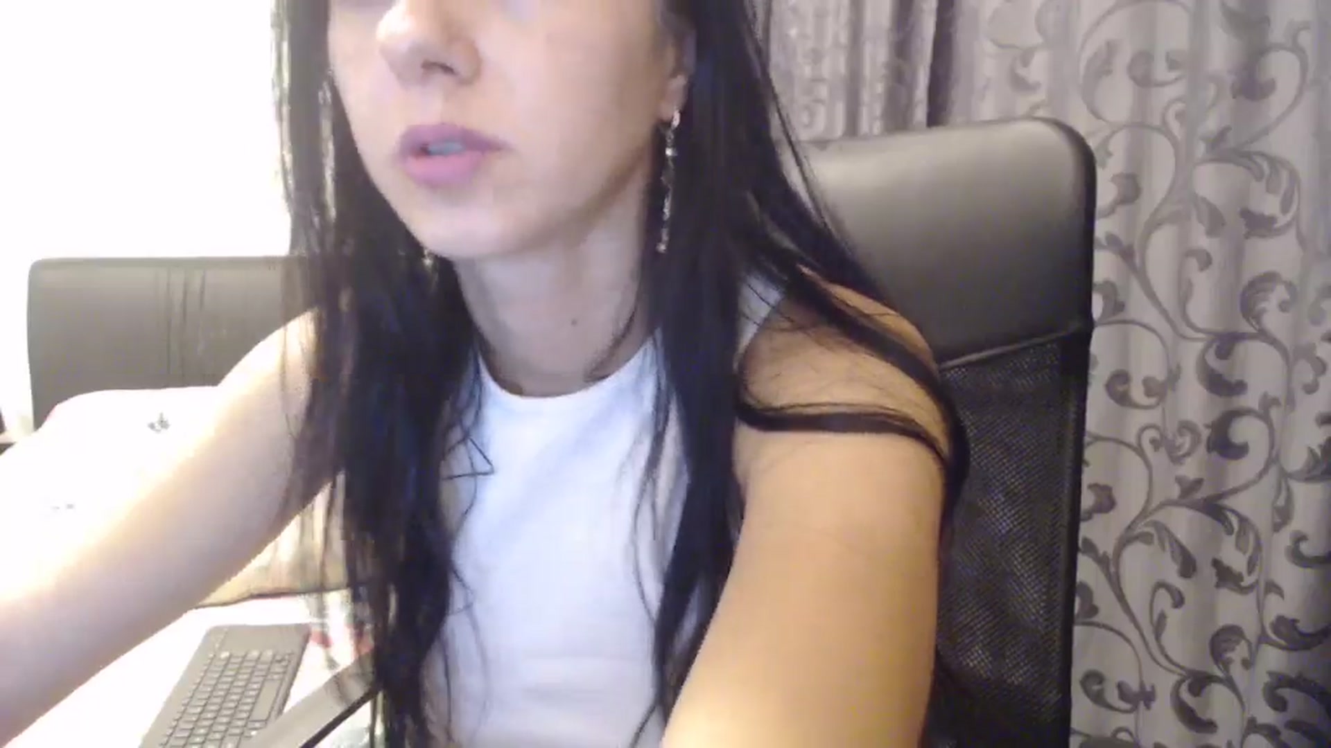 Gallery image thumbnail from Maya19fun's myfreecams stream on, 11/04/2025, 17:18 image 5 of 20